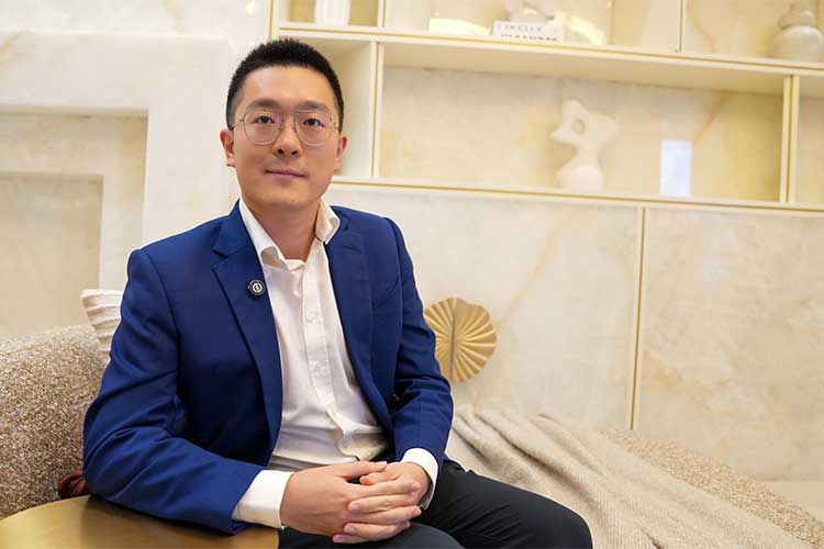 Ri Liu Leos development founder and ceo