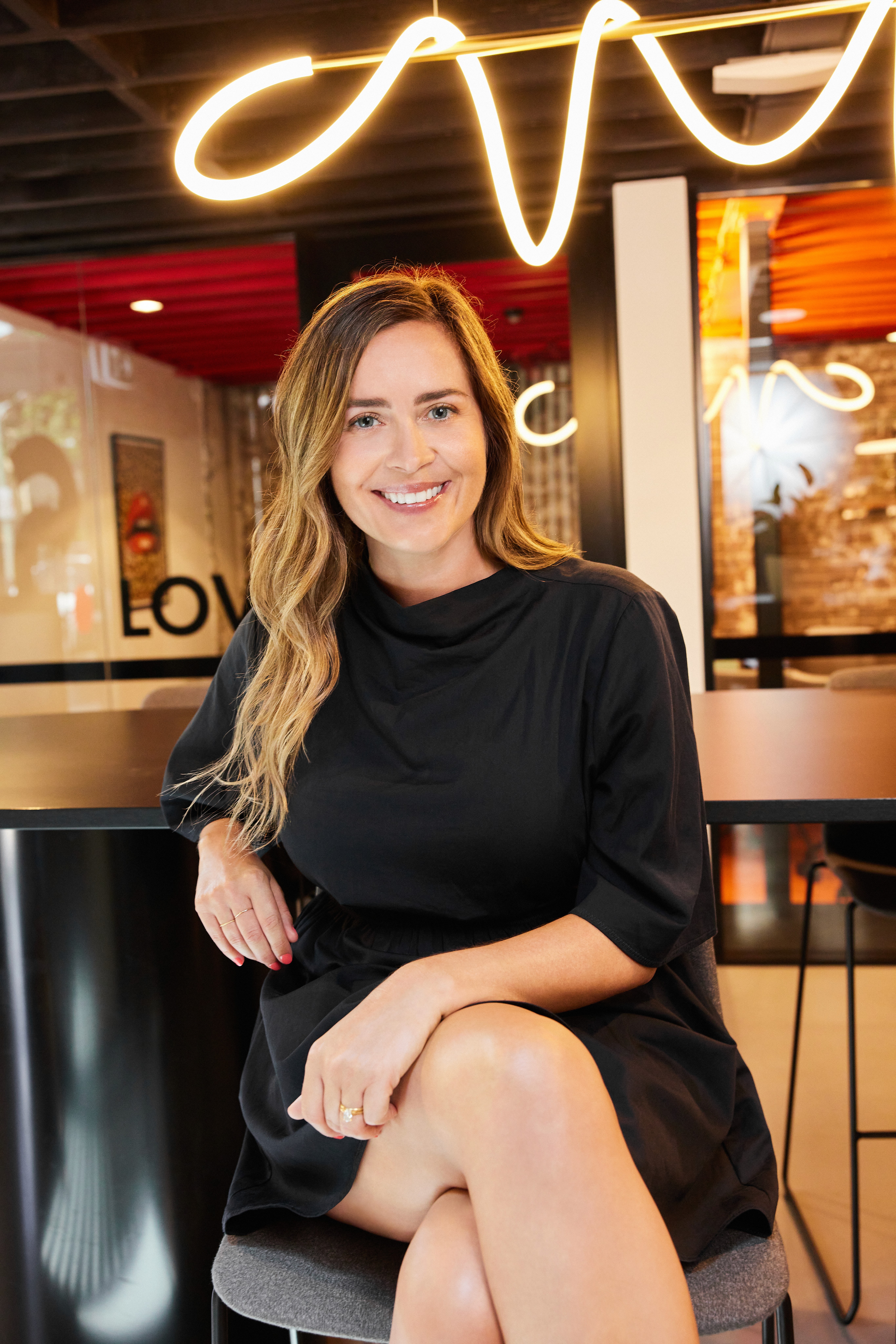 tinder kirsty dunn editorial corporate executive portrait studio Sydney by Cybele Malinowski