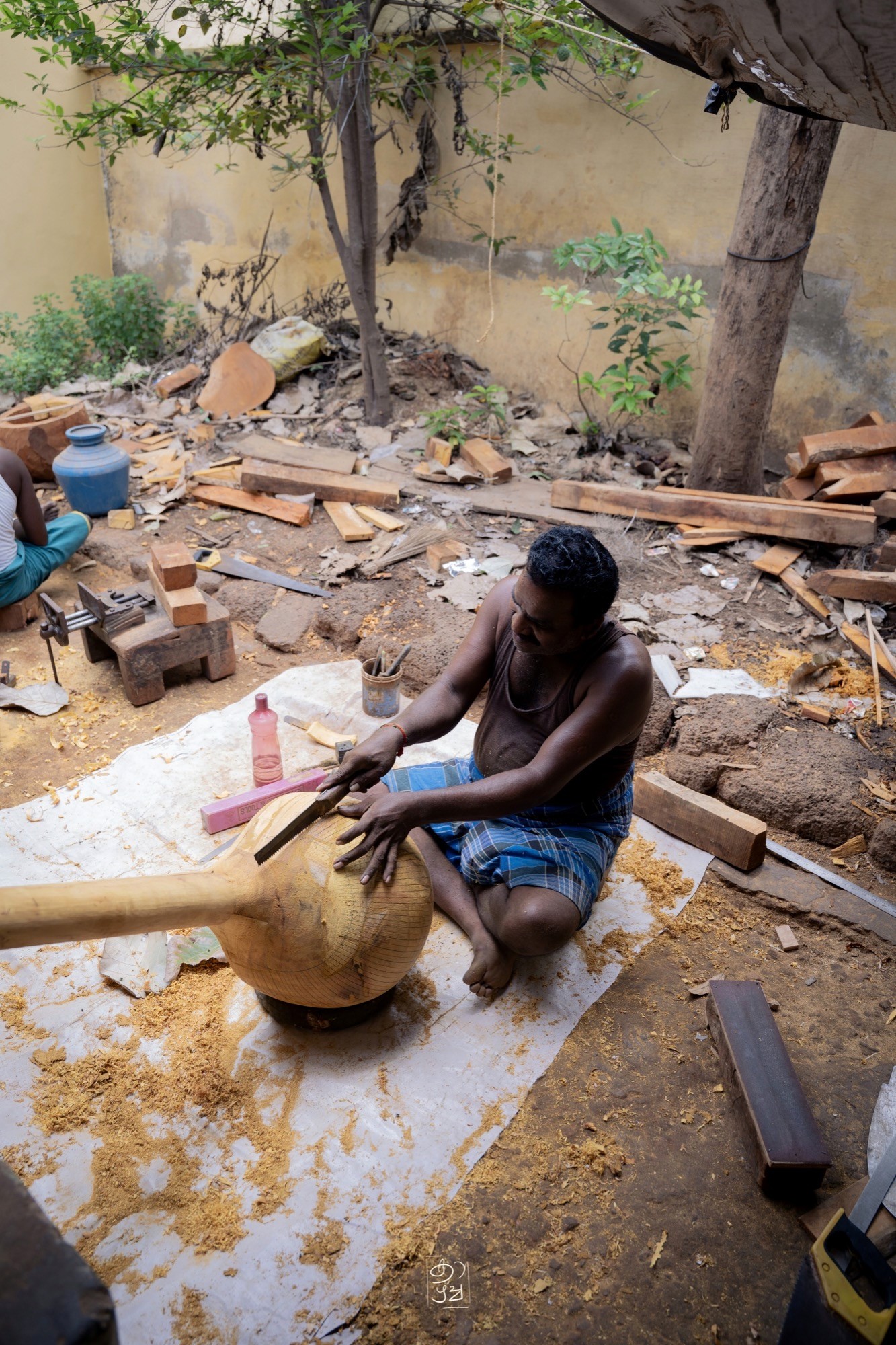 Hammering the joint of an instrument