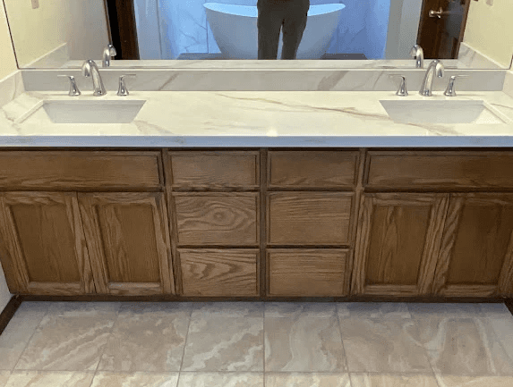 redmond-ridge-master-bathroom-tyvarian-walk-in-shower-frameless-glass-after