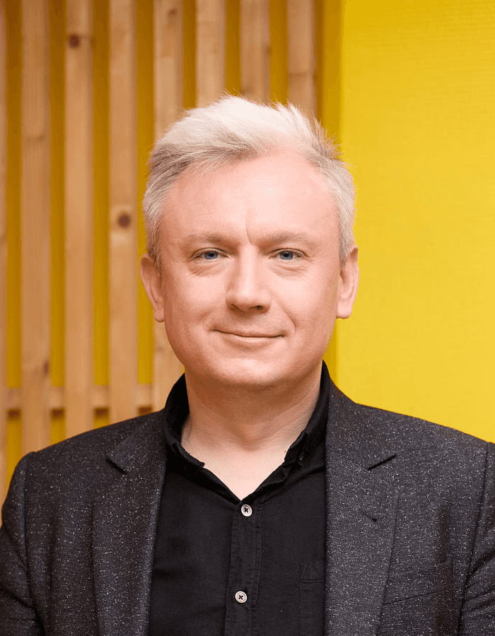 Portrait of Paul Pietyra