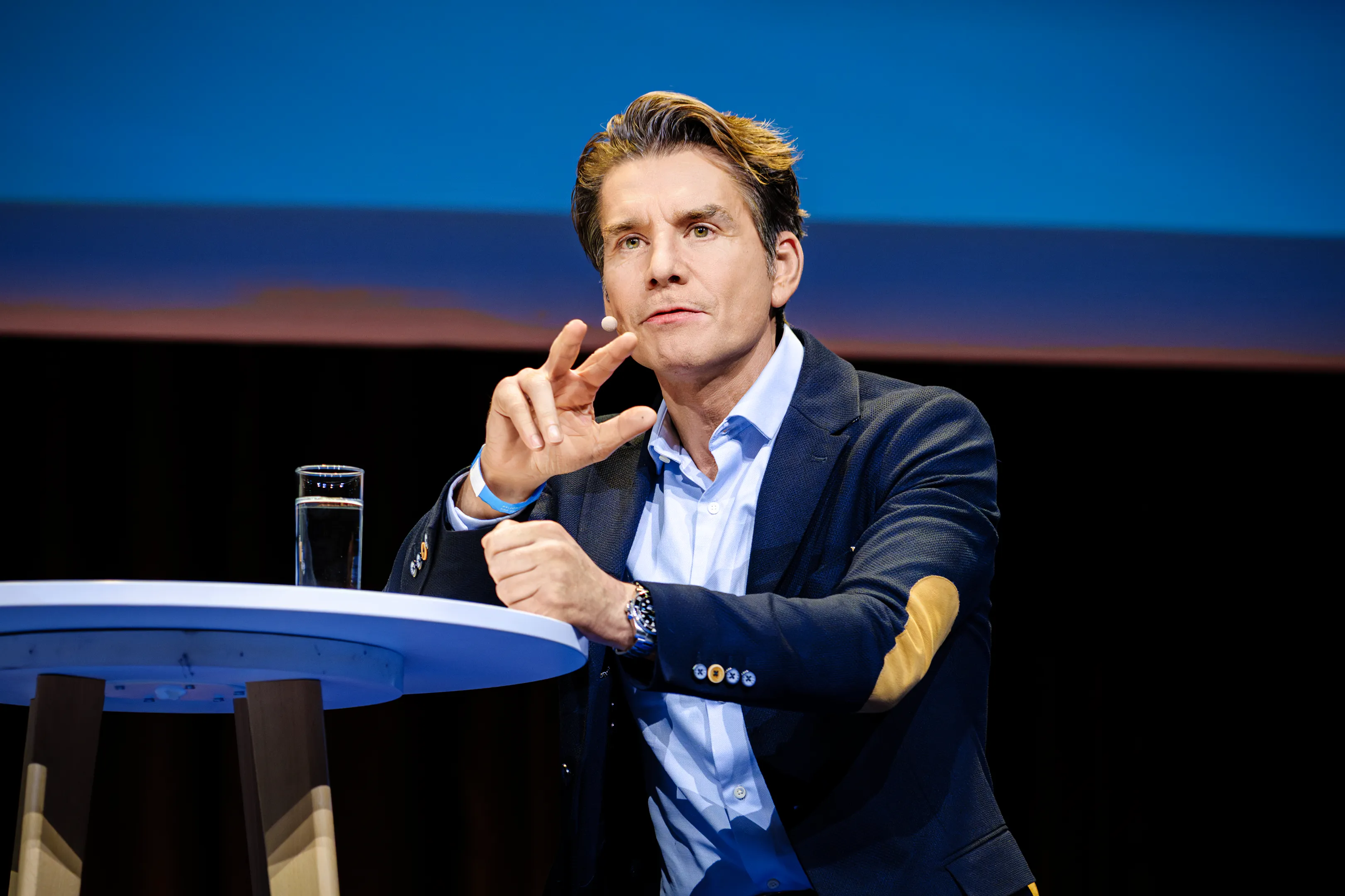 Intervention sur scène lors du salon professionnel AFTE 2025 – photographe événementiel salon professionnel Paris