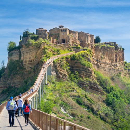 來自羅馬的三個地區