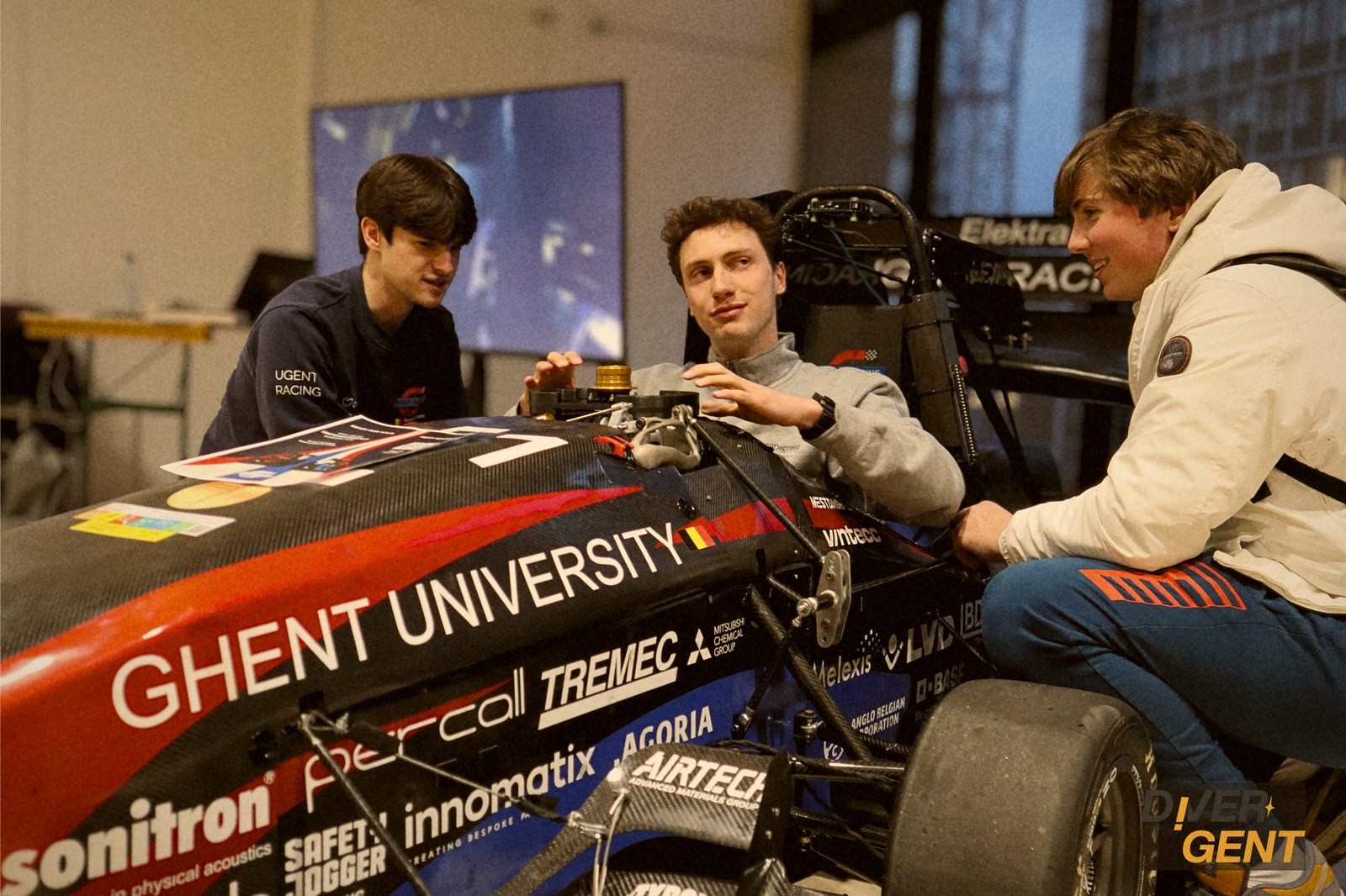 STUDENT TEAM FAIR — photo 20