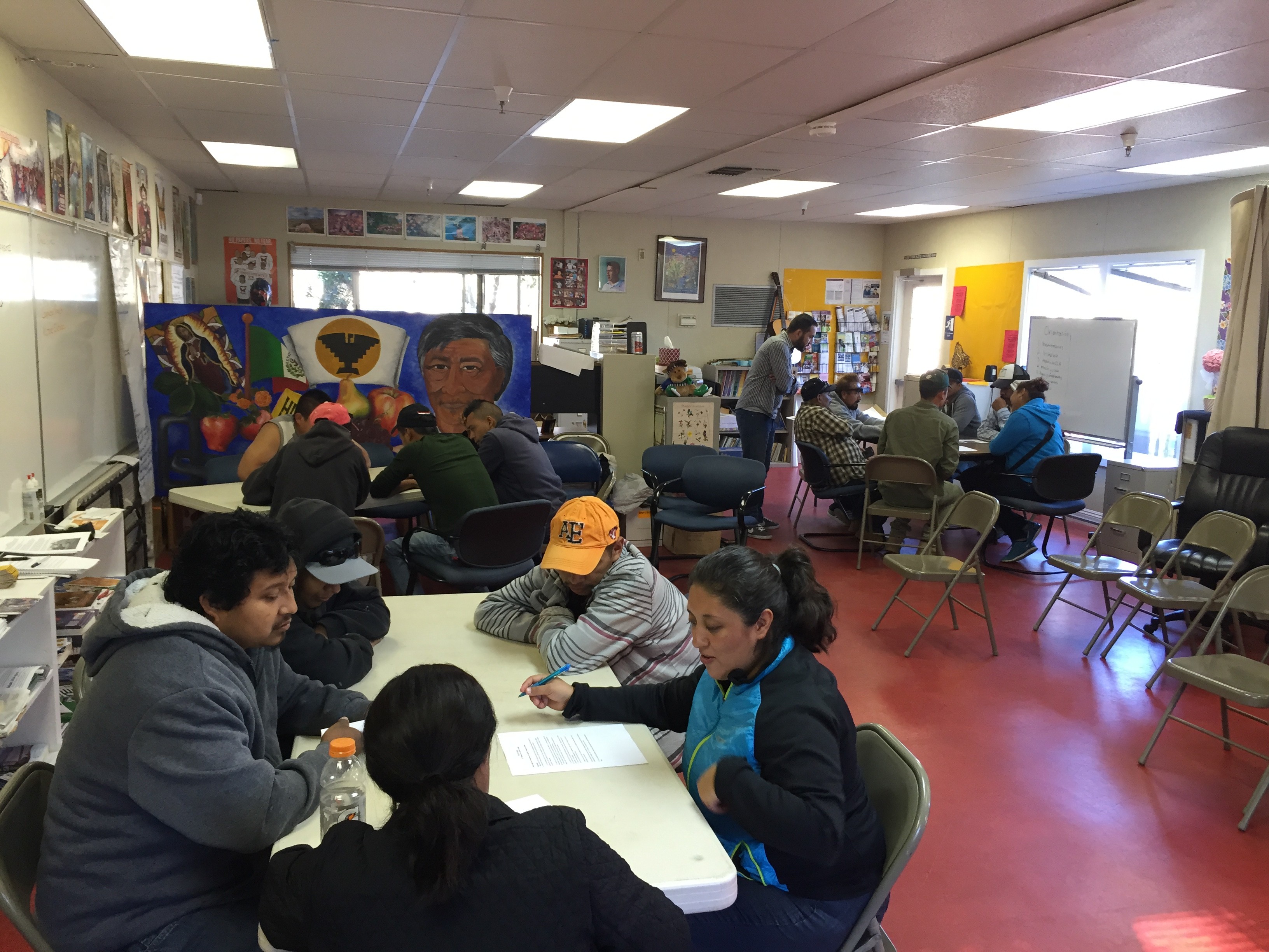 Estudiantes aprendiendo