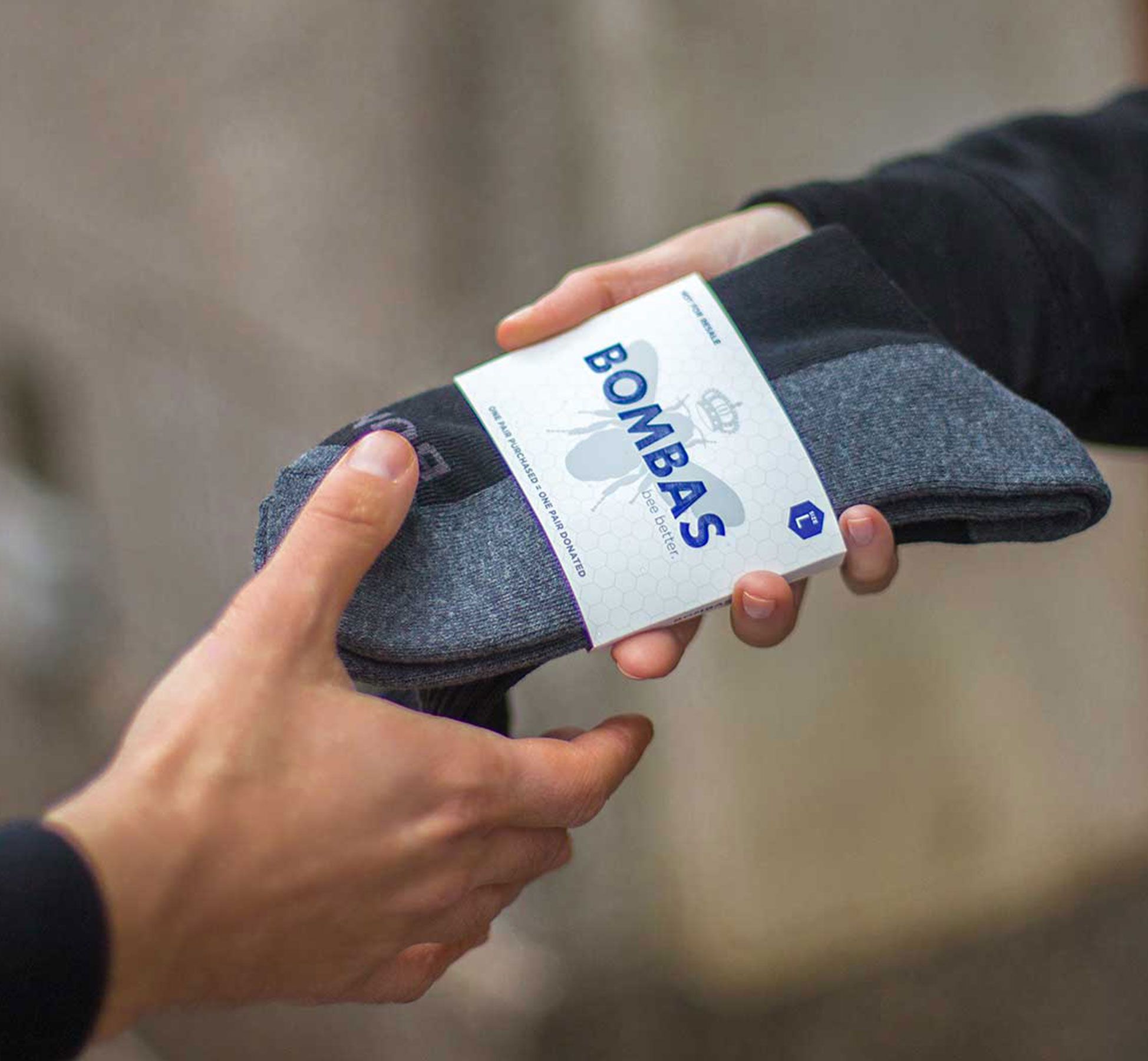 봄바스 쉼터 기부