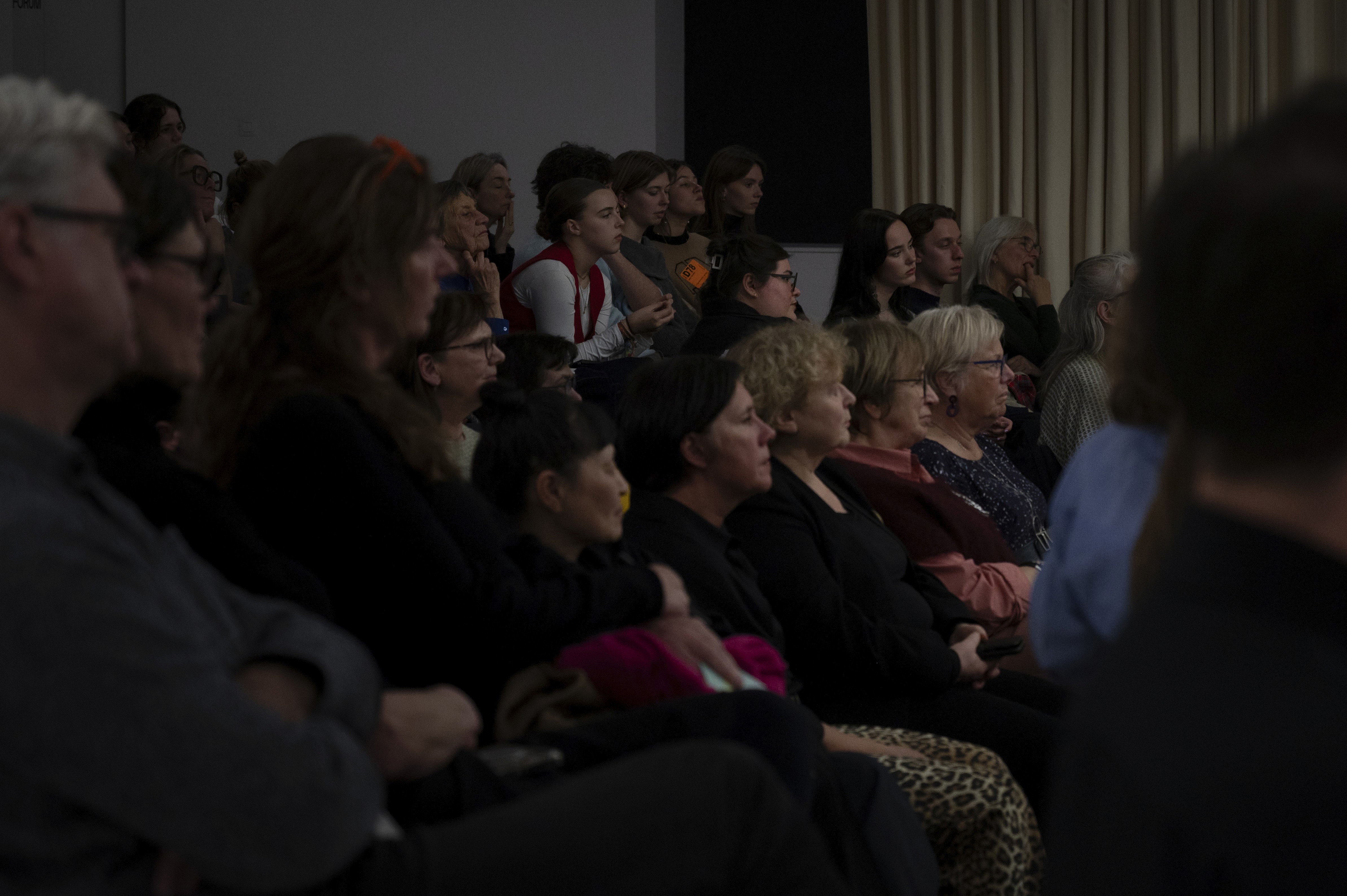 Behind the scenes foto