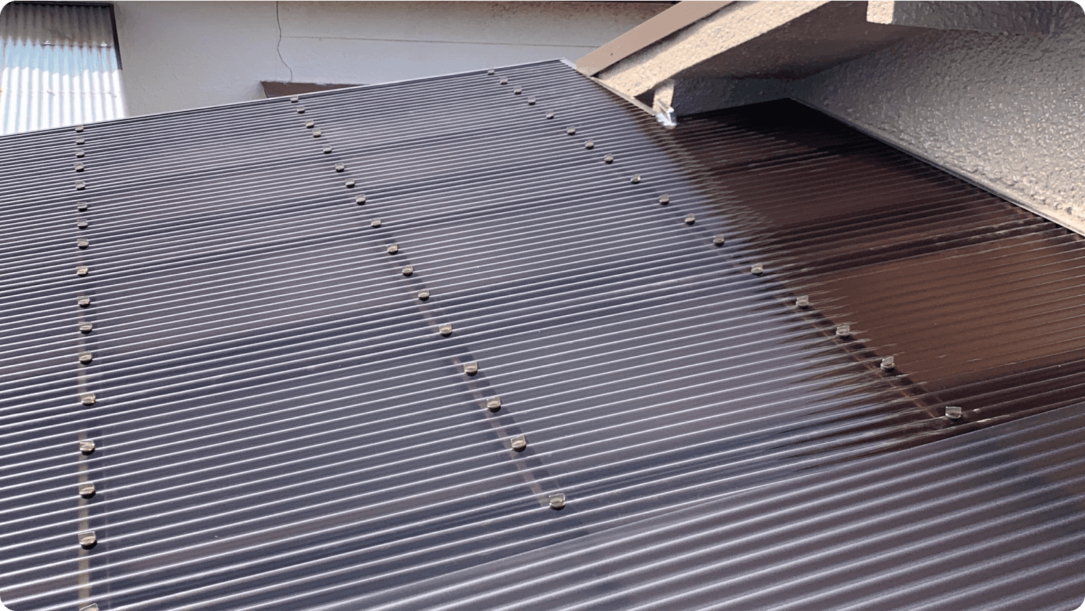 ベランダの波板