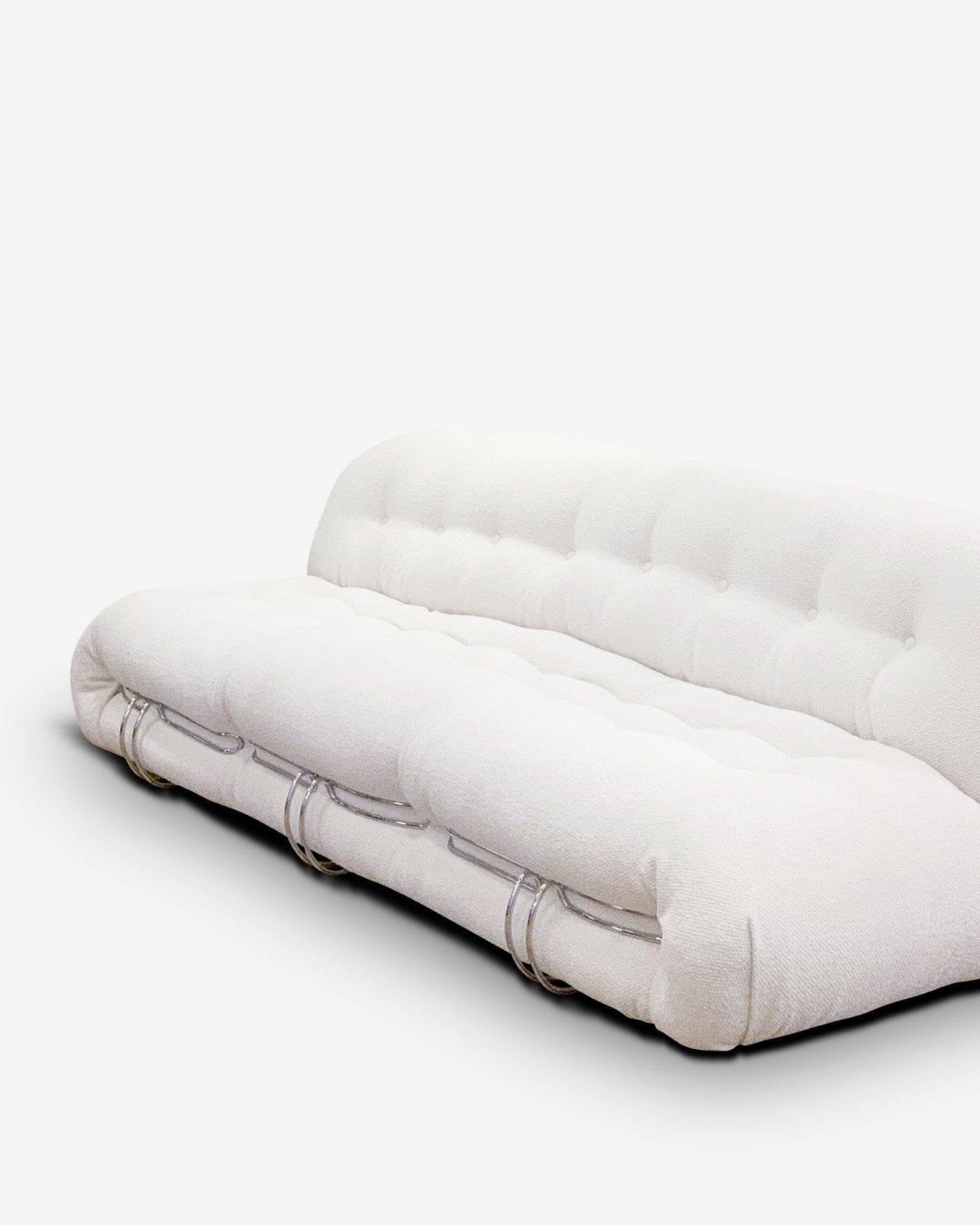 Cassina, Soriana Sofa