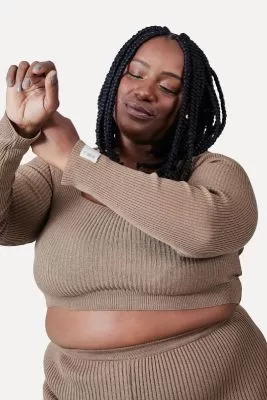 Collab entre Reversa e Mina