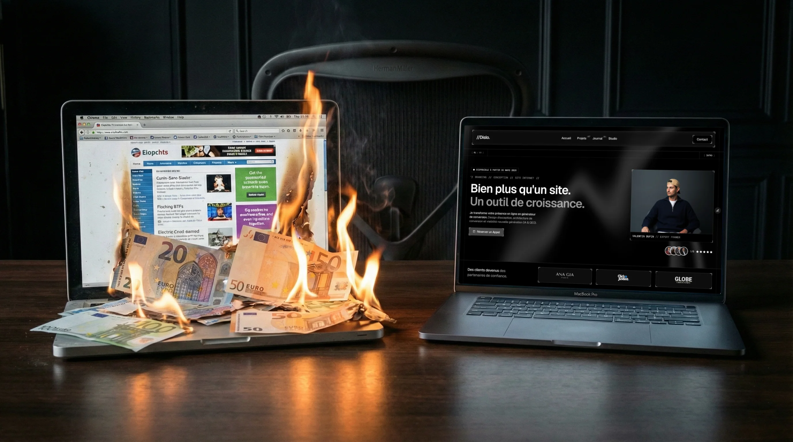Une photo montrant le contraste entre un site web wordpress obsolète et un site web conçu par dislo : moderne, performant et générant des clients. Les deux sont côte à côte sur un bureau en bois dans un studio sombre et élégant.