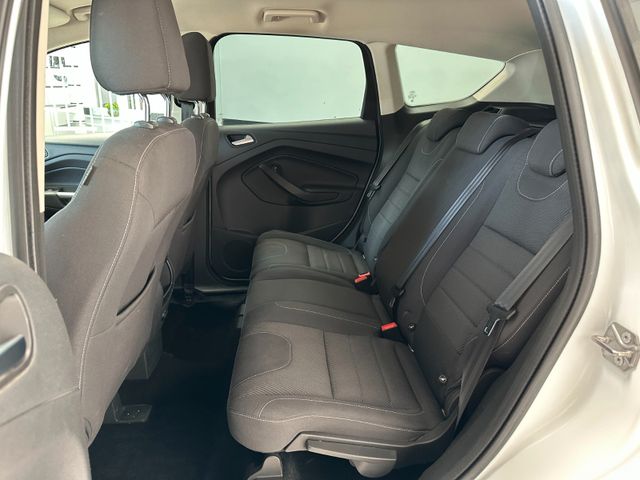 FORD Kuga 2016 WHITE Gebrauchtwagen - Galeriebild 10