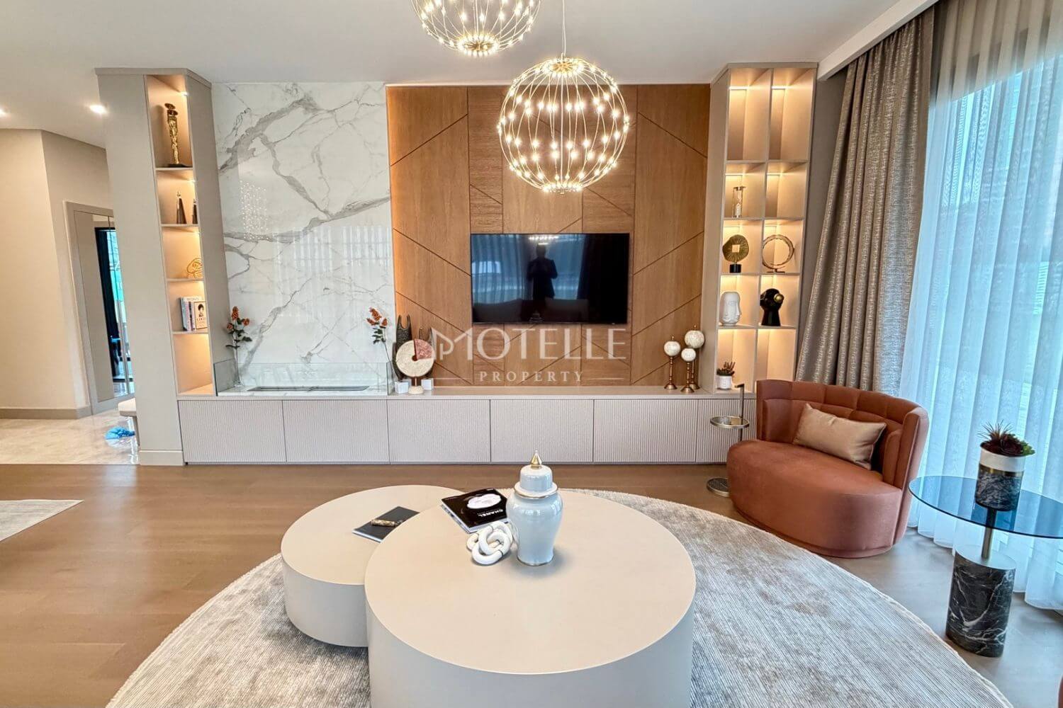 Modern fitness center and social facilities at Maslak Koru residence