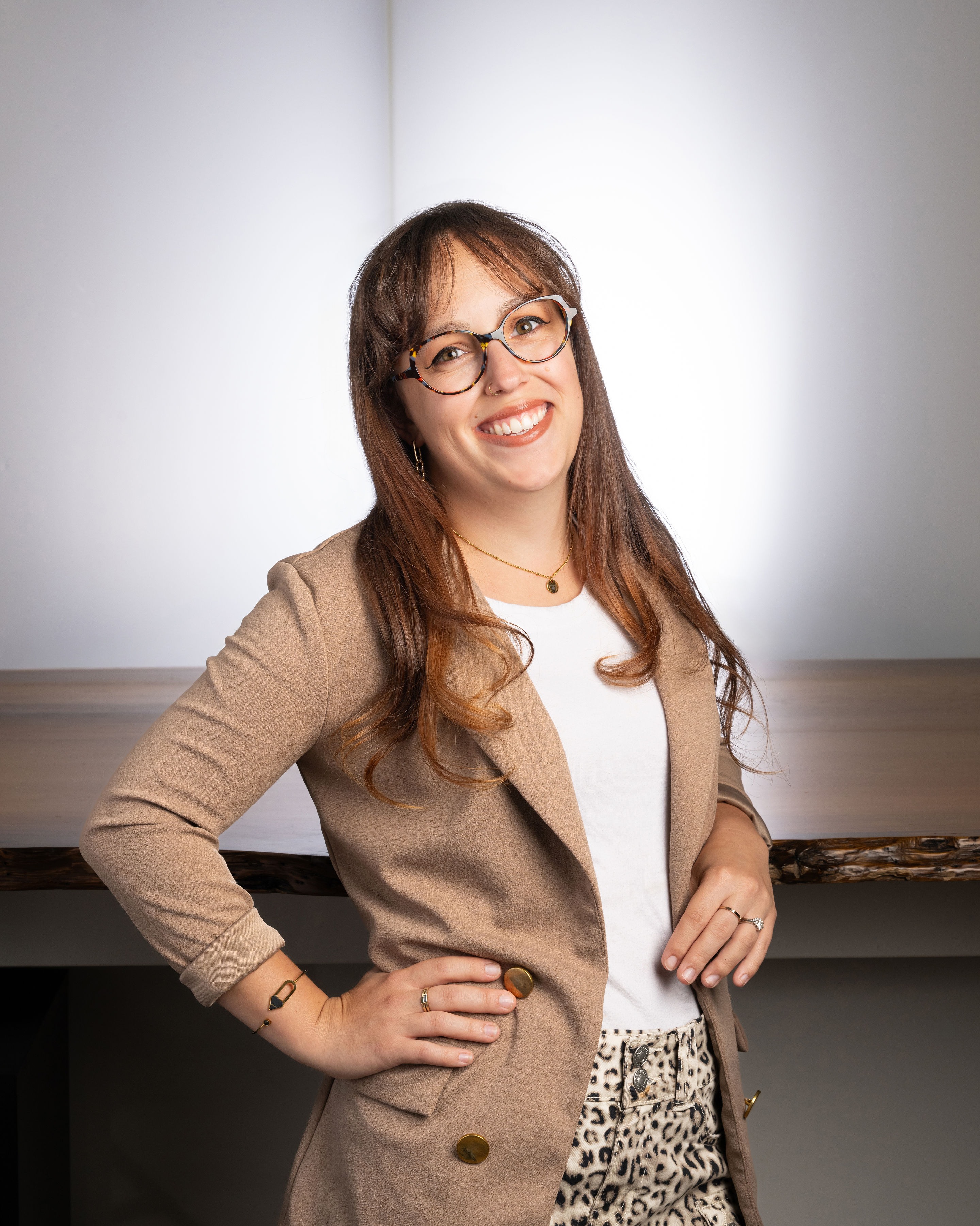 Tyffani, Manager Optix on Downer