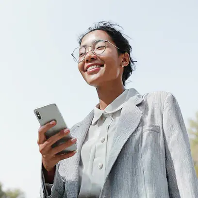 Young woman with blonde hair wearing rings