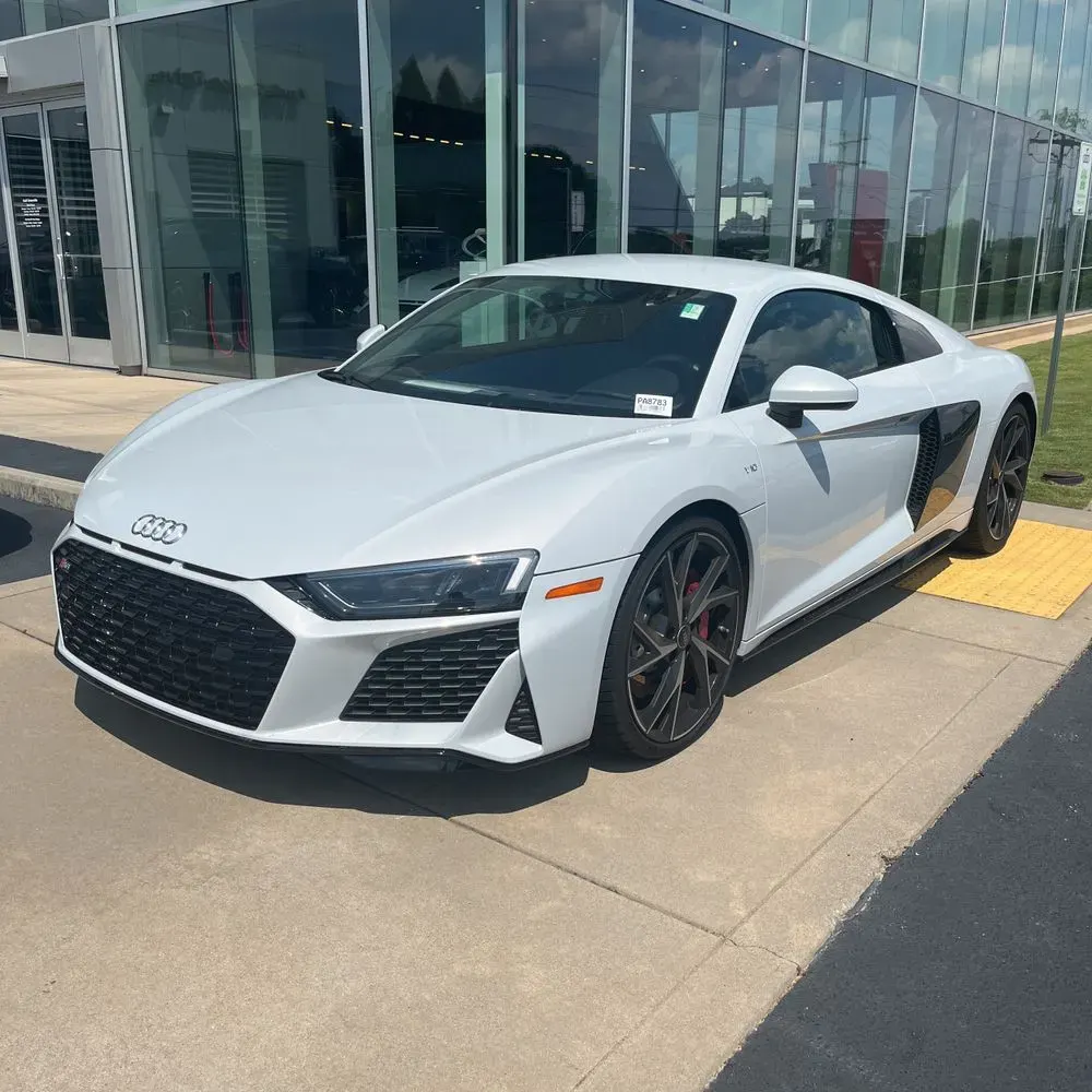 Vehicle preview photo