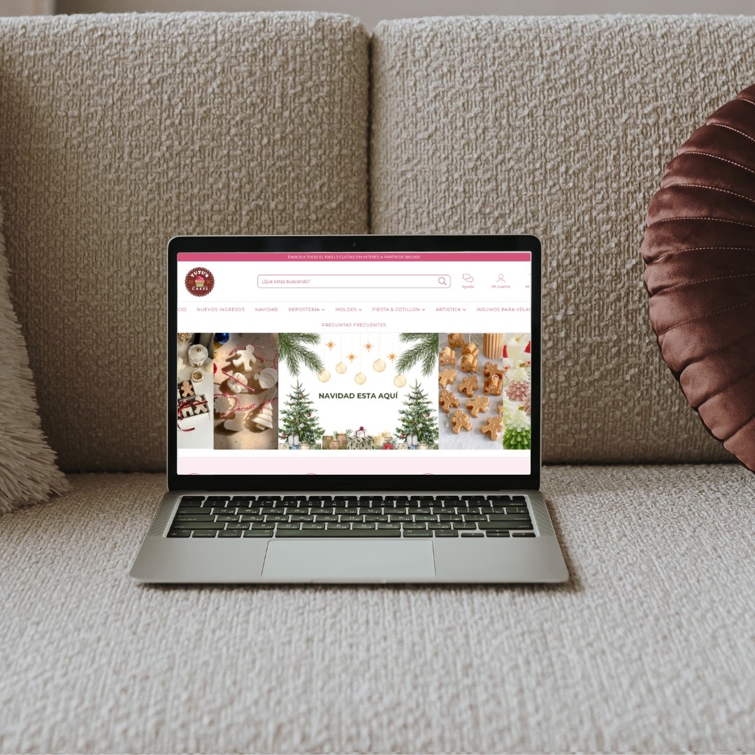 black laptop computer