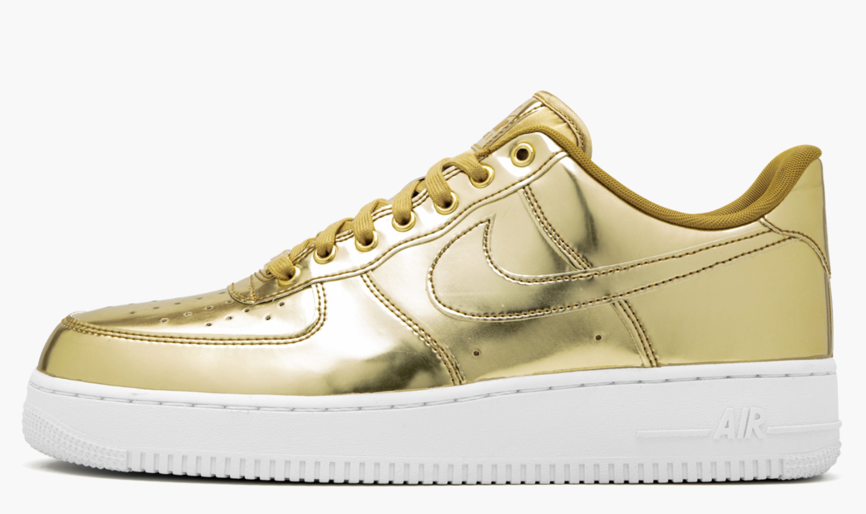 Subtle black and white background image, with a Republic Records flag flying over the Empire State Building