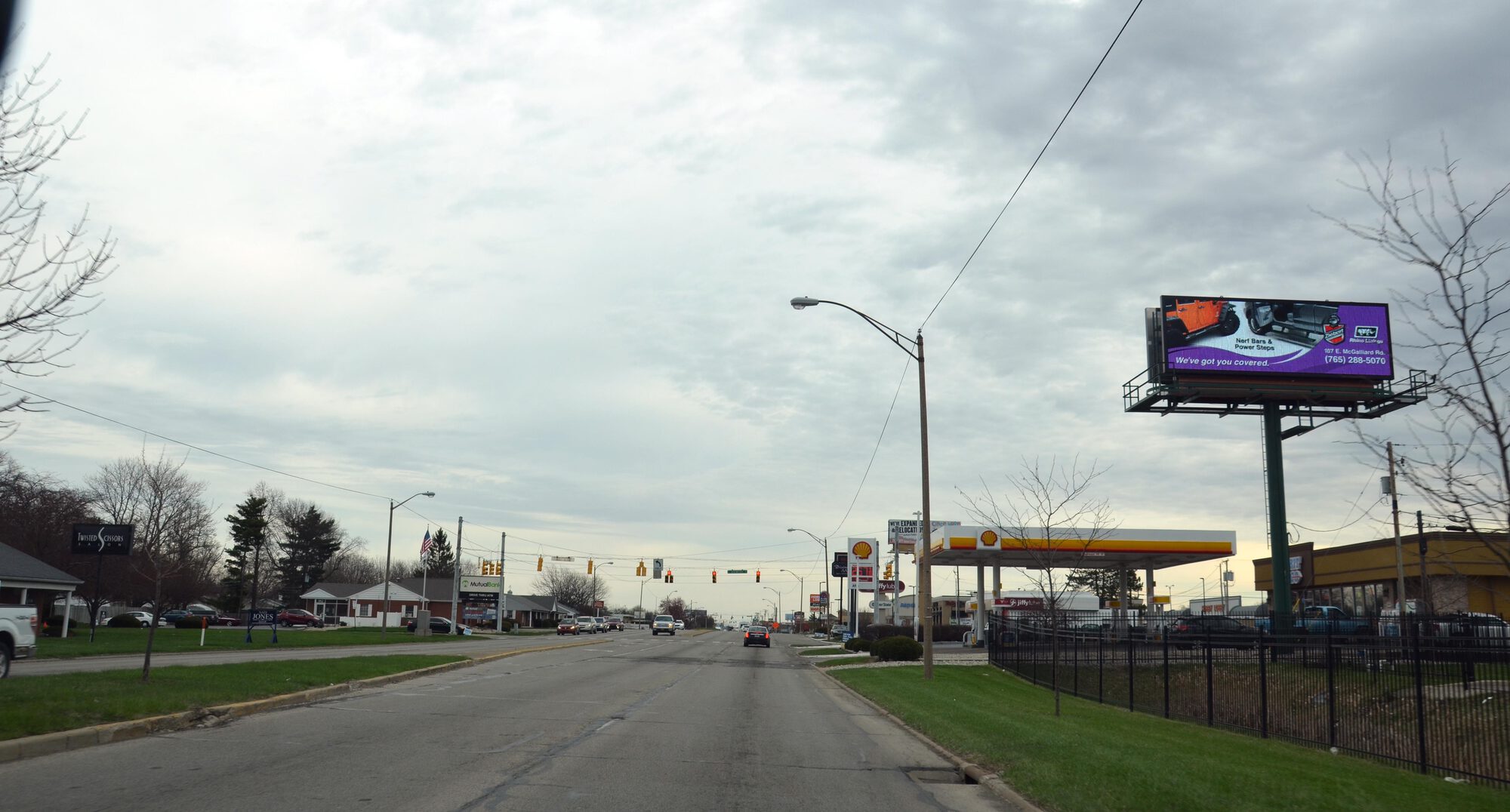 IN-82611 — digital billboard in Muncie