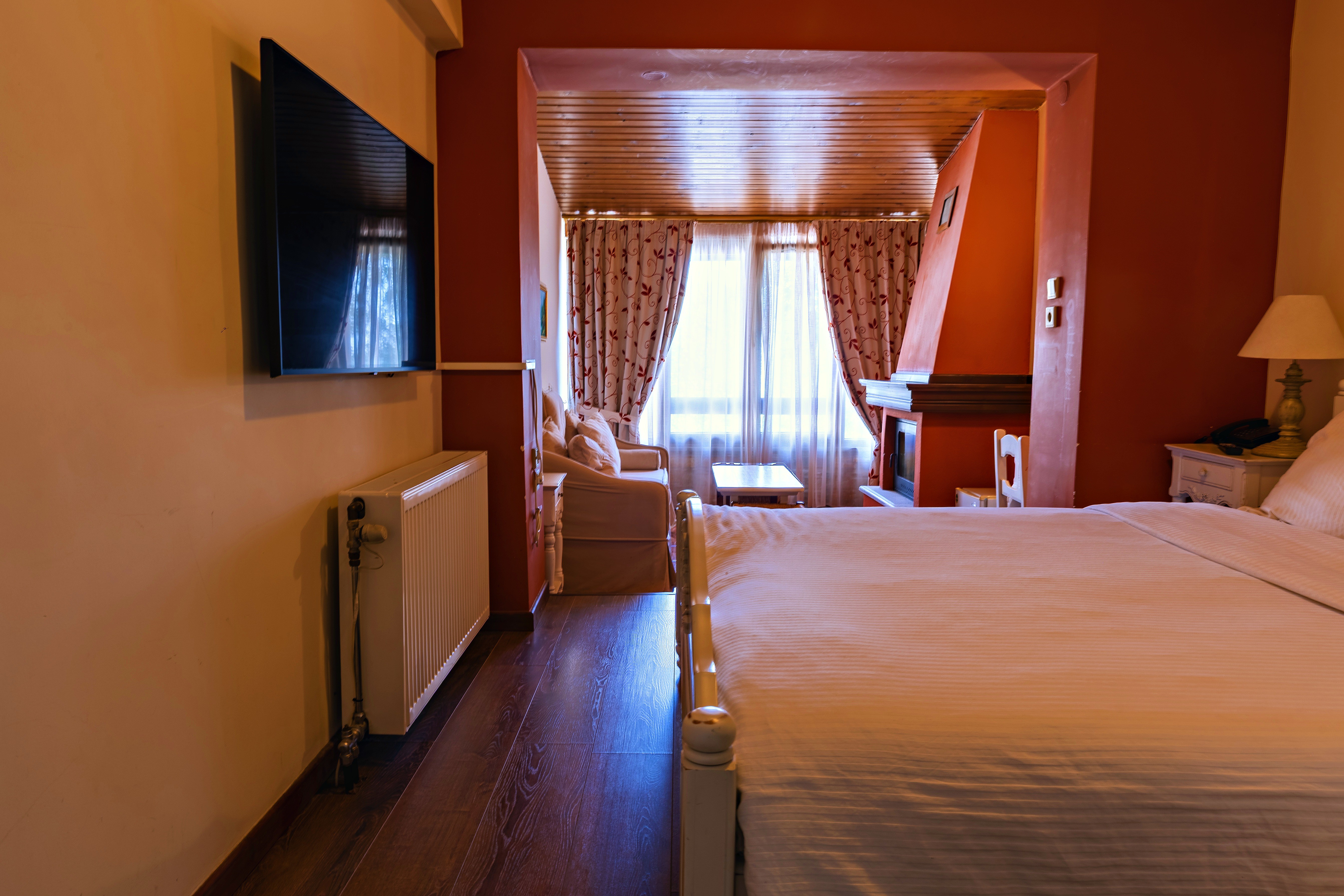 Room gallery image 1