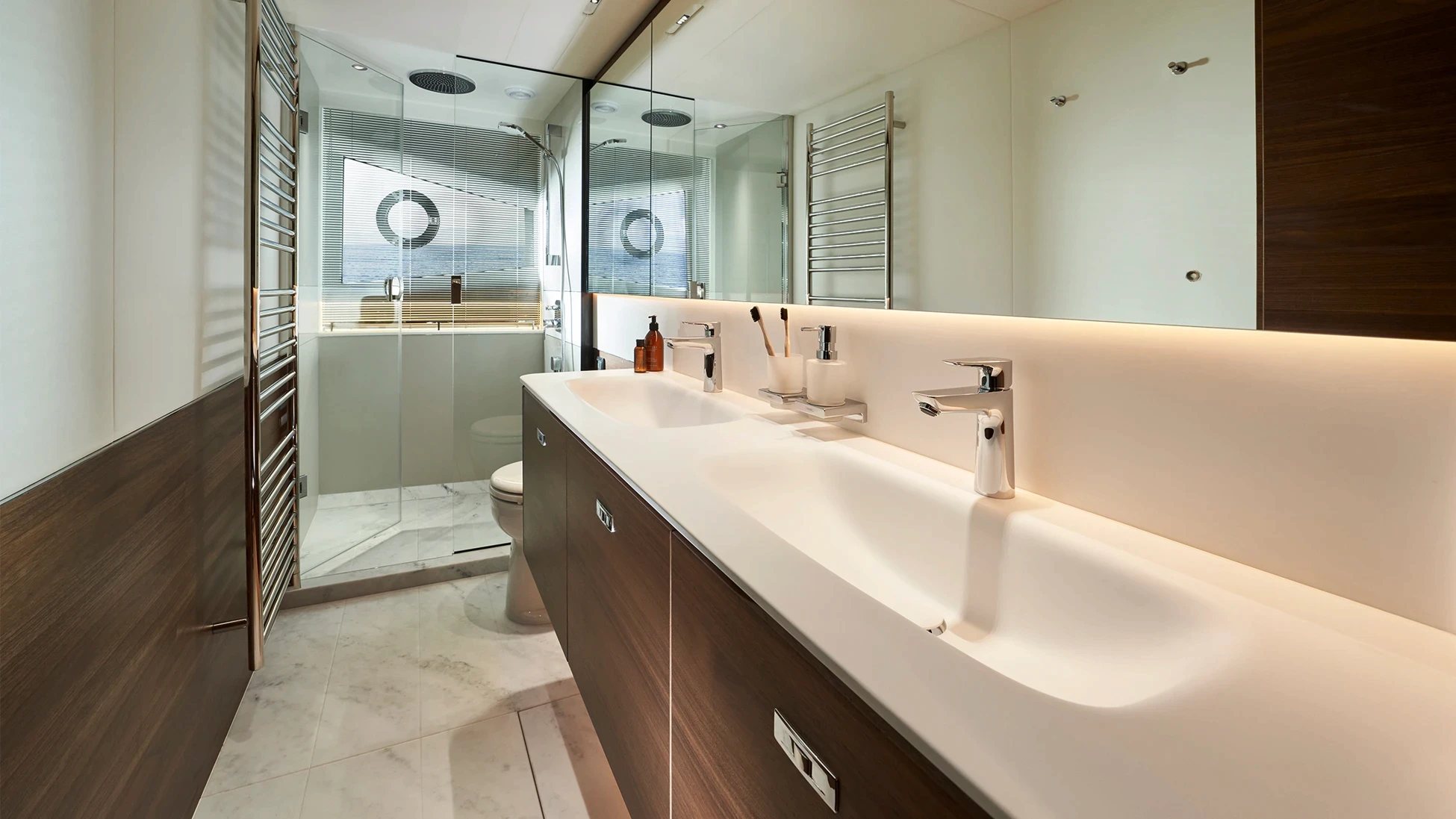 Princess S72 en-suite bathroom