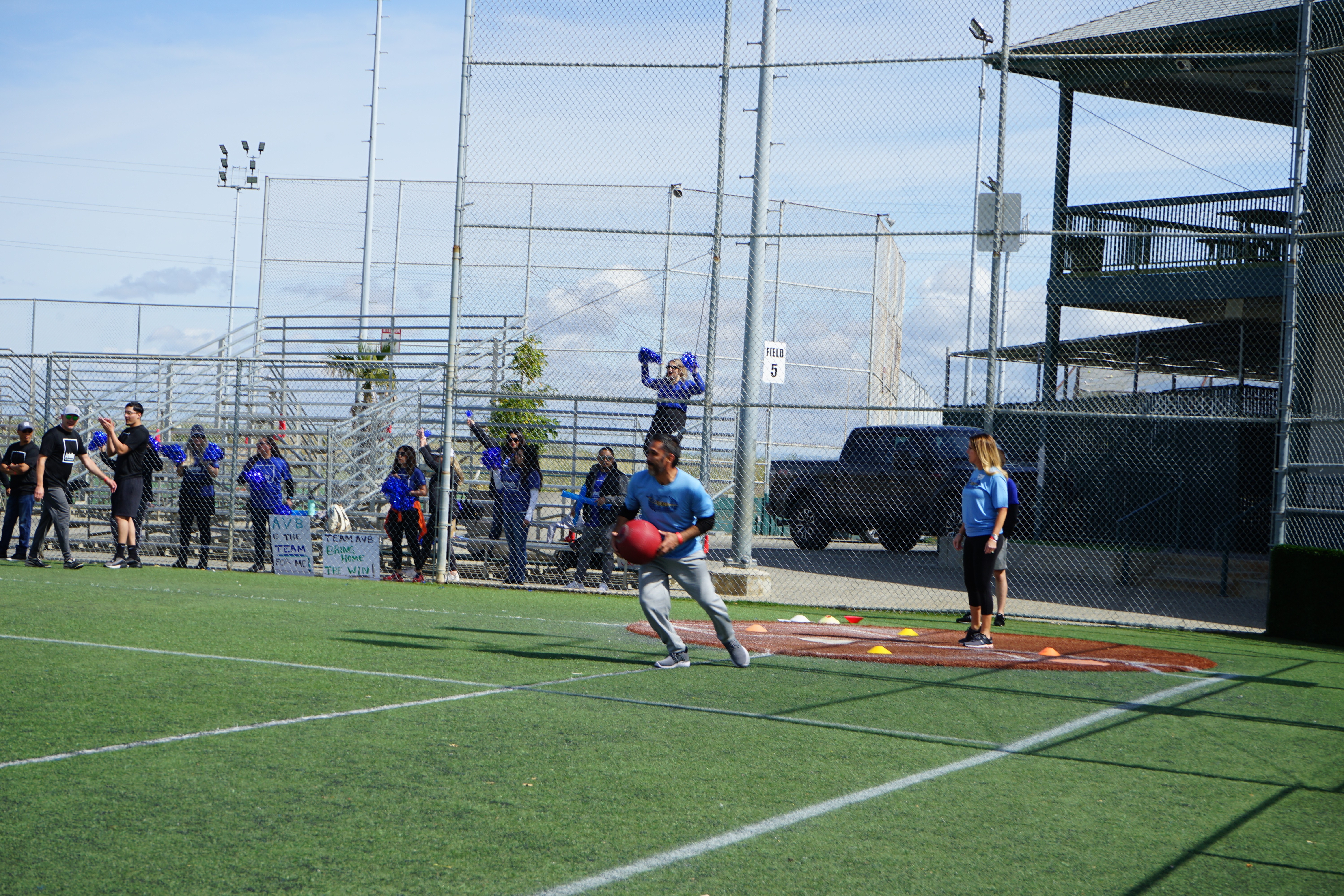 black and white star print