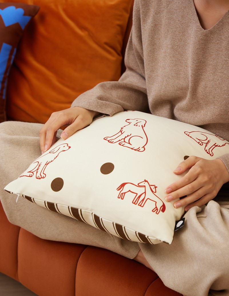 동행 스웨이드 터치 쿠션 커버