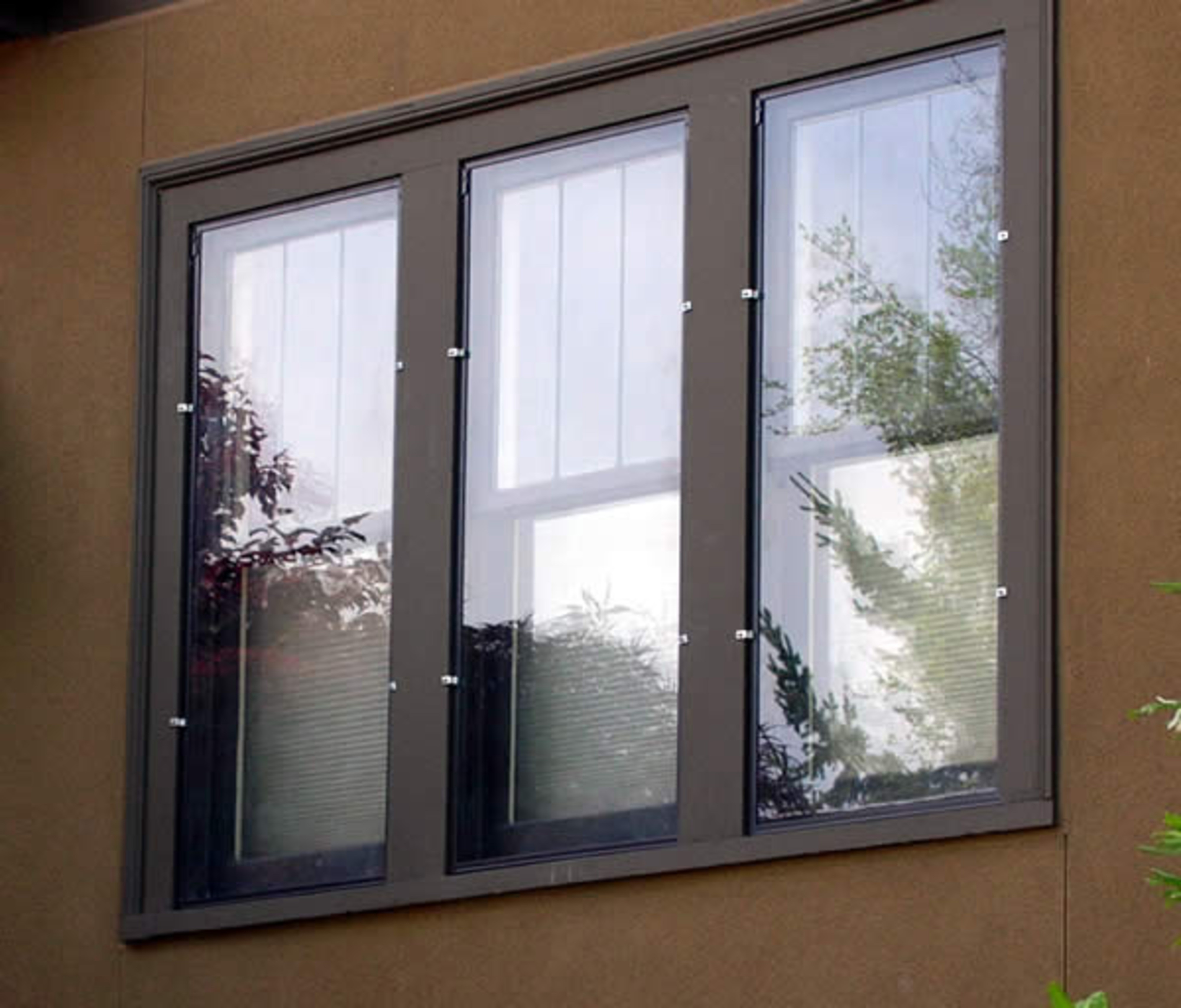 Expert Window Services in Bellevue, WA: Choose Kon Exteriors!