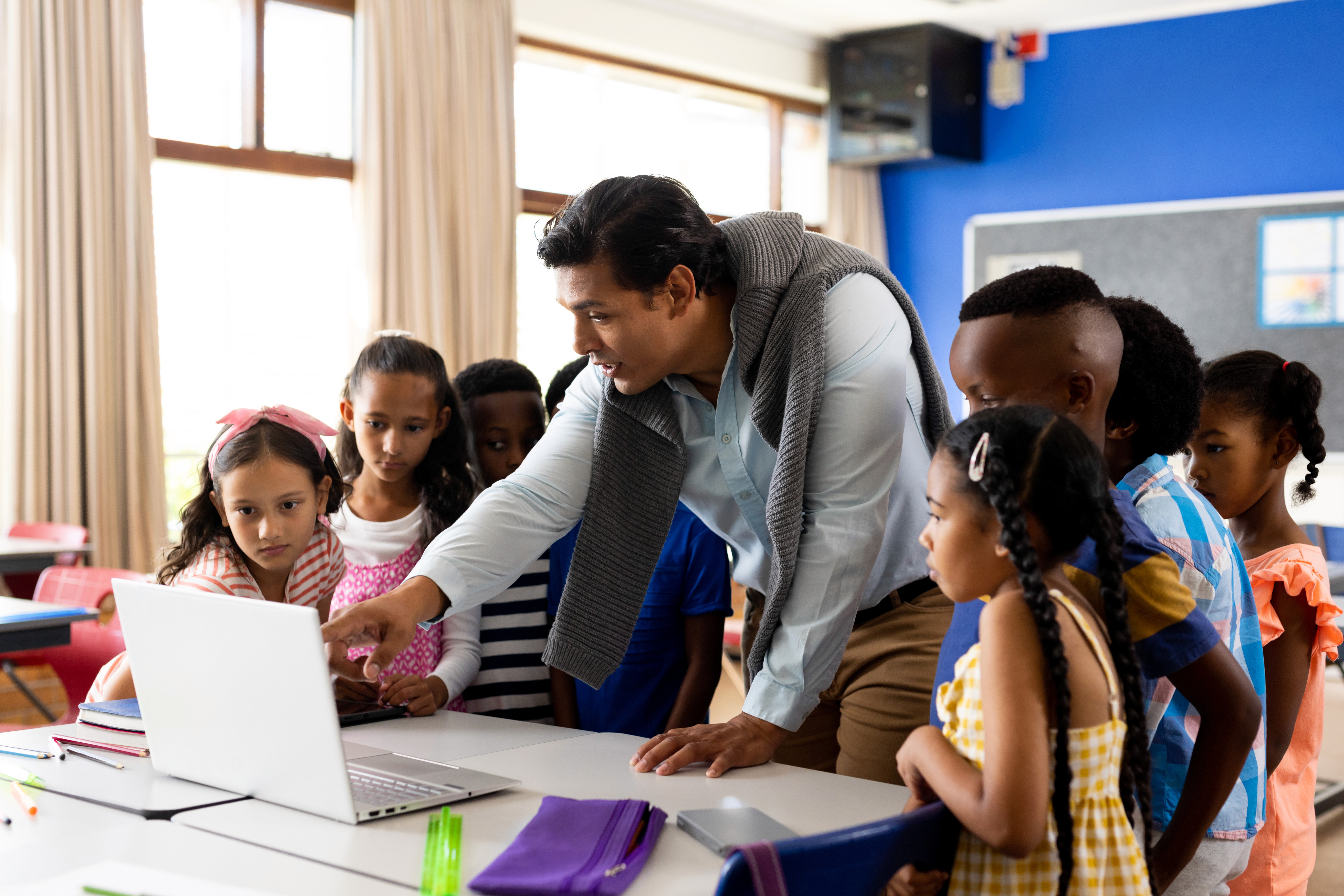 photography of people inside room during daytime