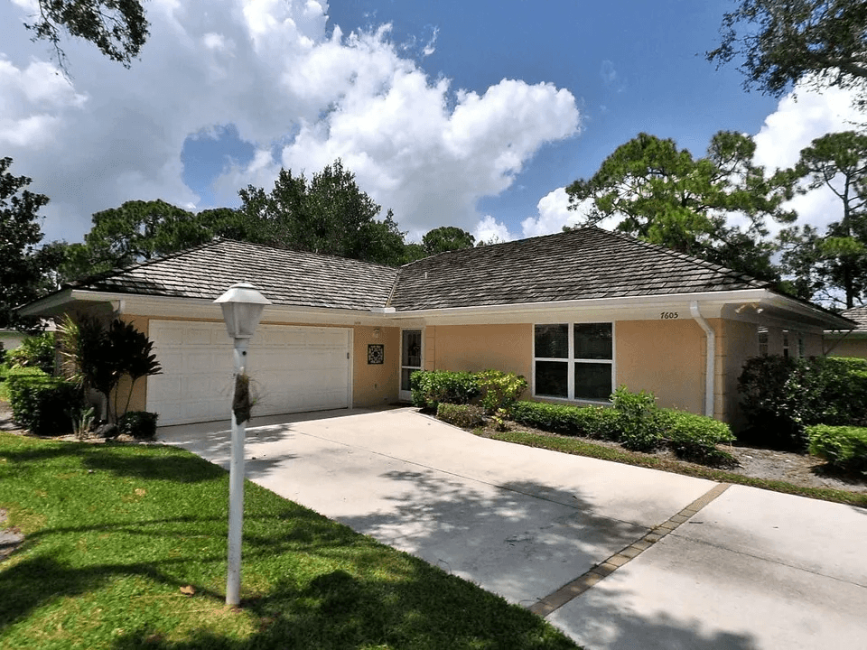 2005 Roof Replacement in Reserve Golf Villas, PGA Village, Port St Lucie with Cedar Shakes