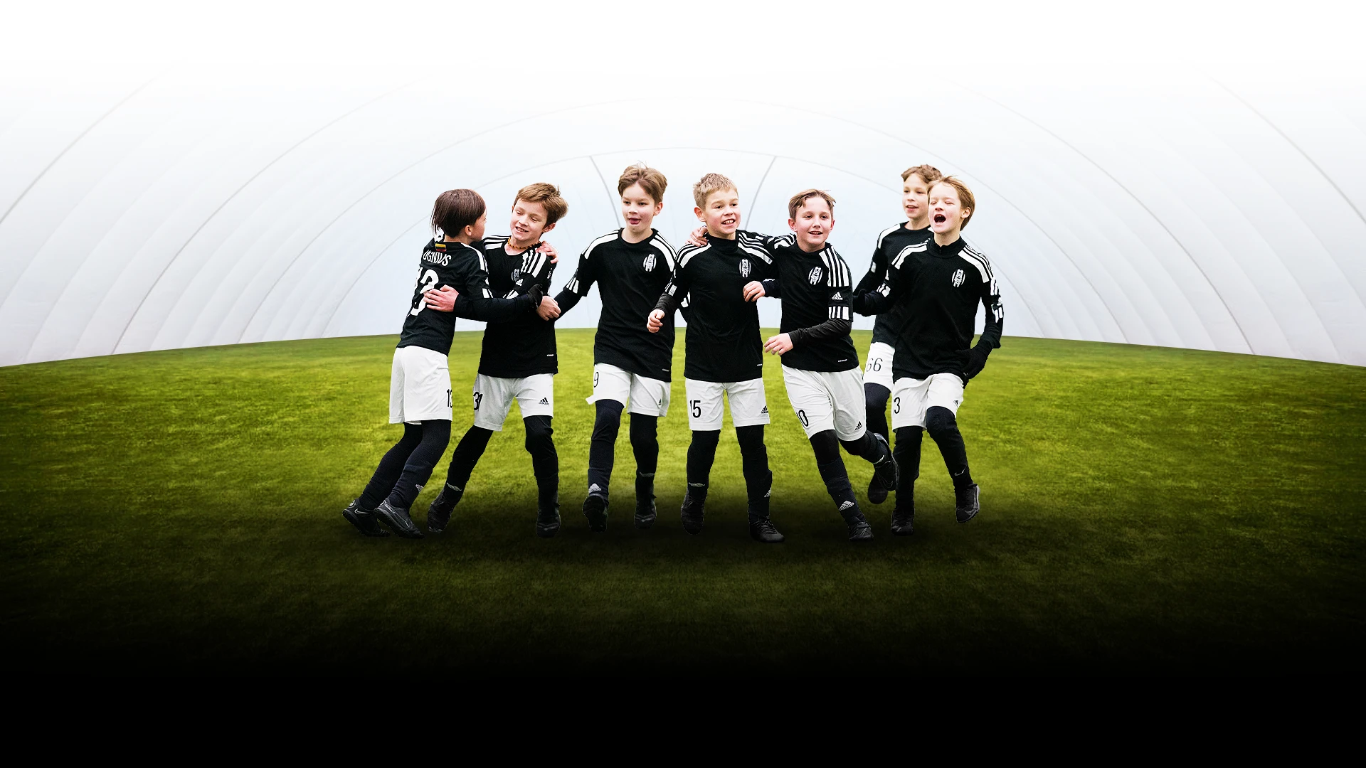 Kids Cup turnyre dalyvaujantys Futbolo klubo Geležinis Vilkas auklėtiniai