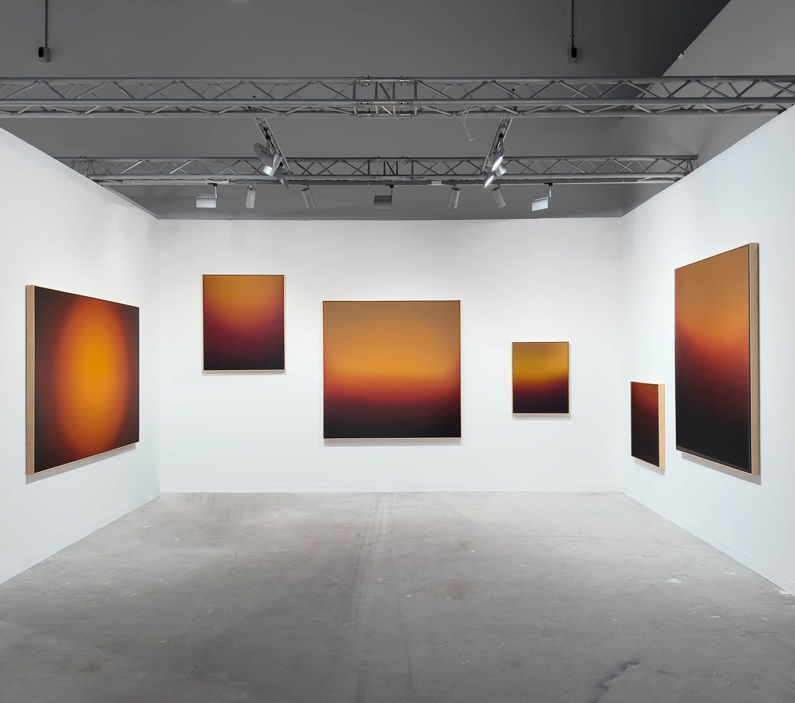 Theo Pinto - 1x1 Gallery