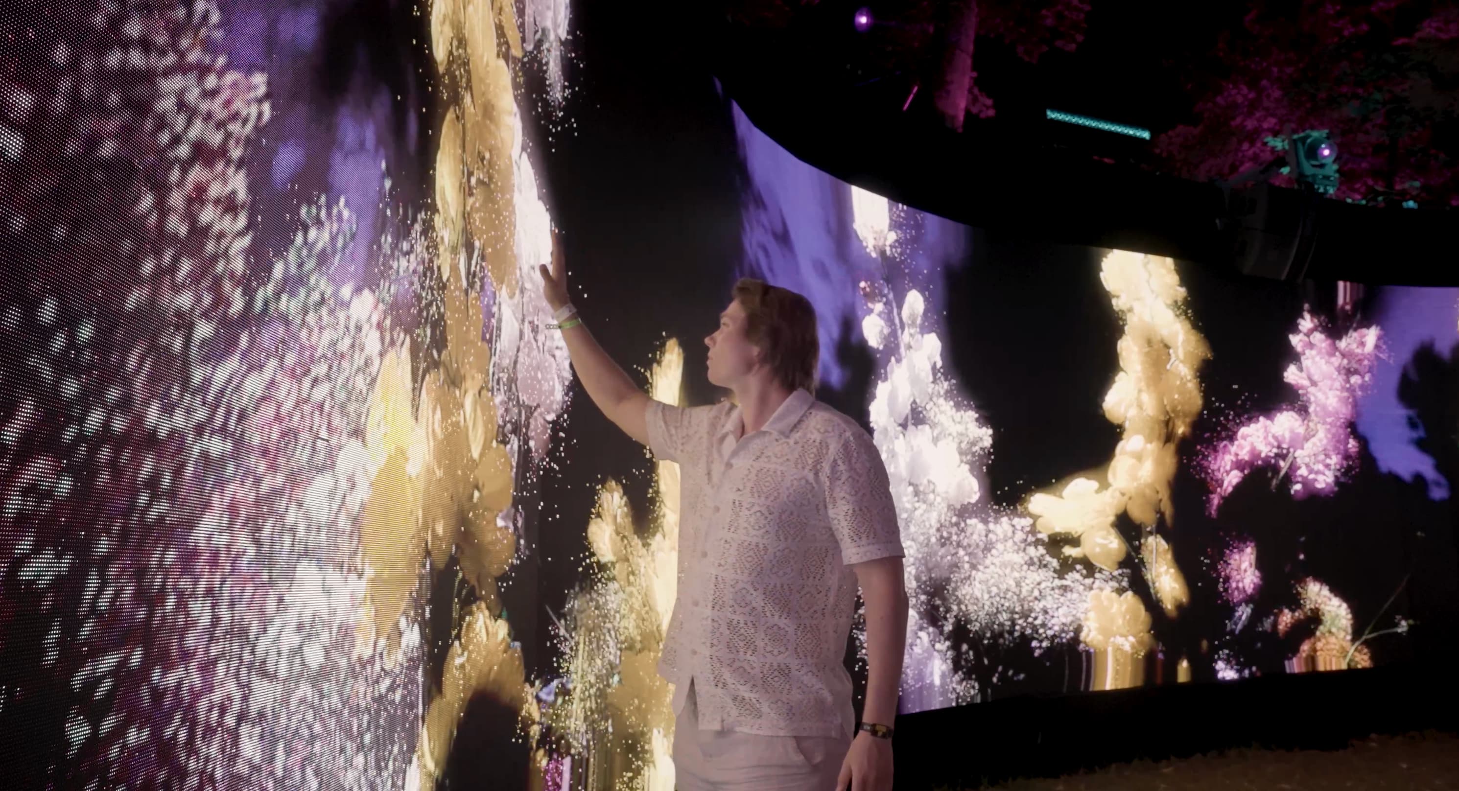 Interactive art installation by RenaiXance at UNTOLD Festival Romania 2025 – Bitopia.