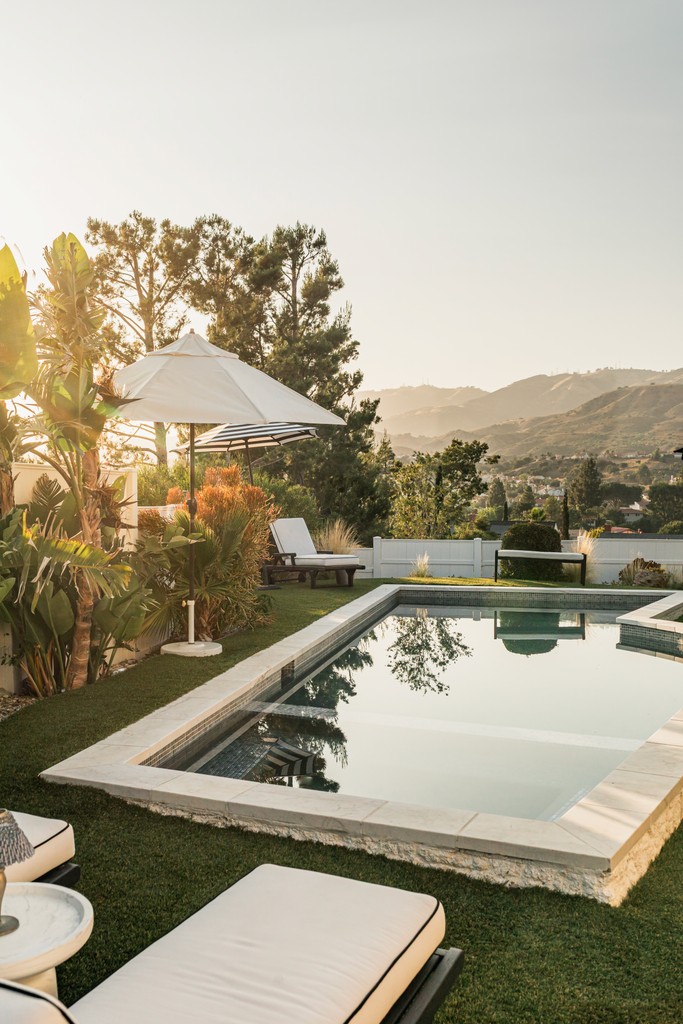 Image of modern living room
