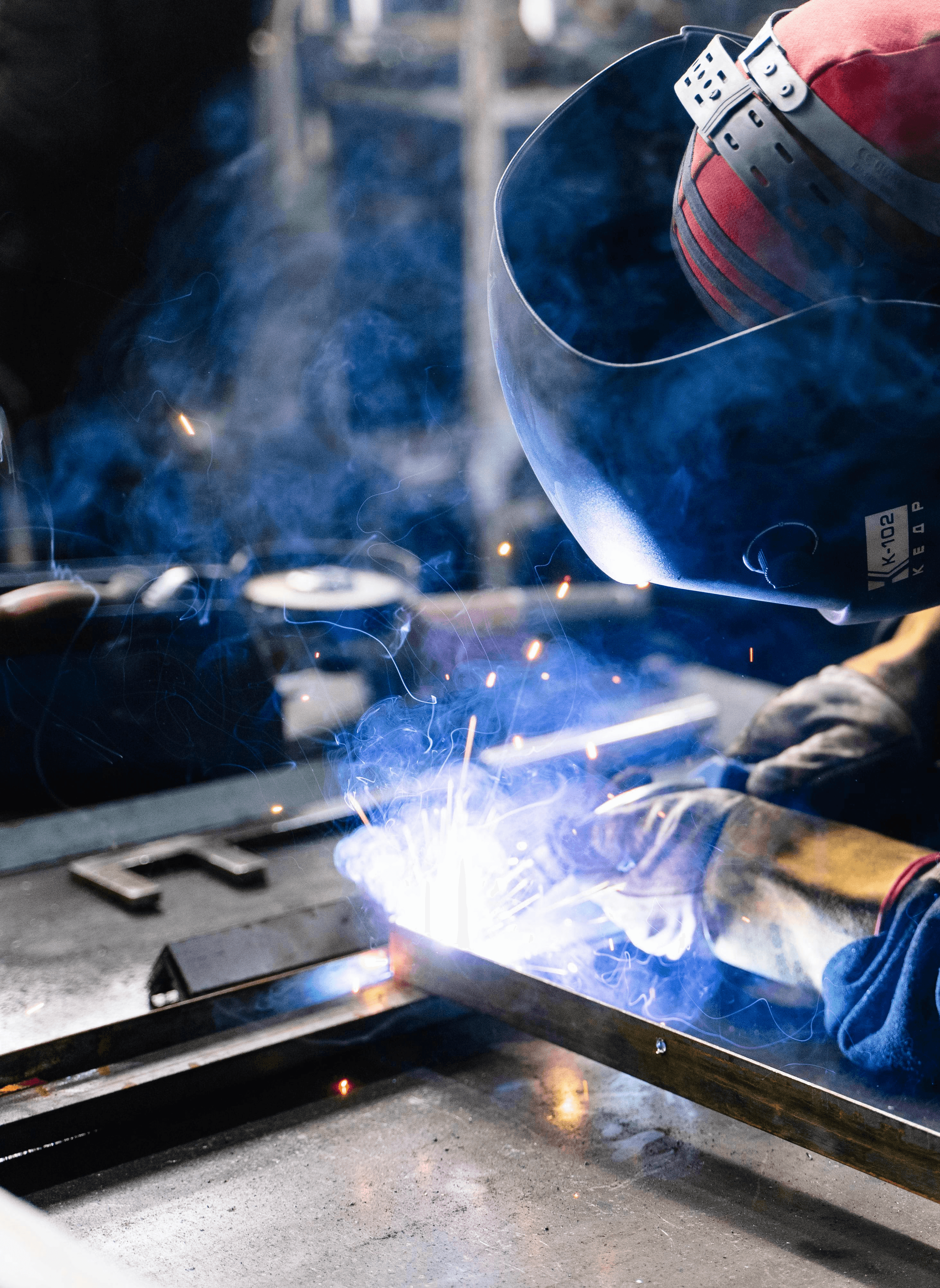 Dynamic picture of a cyclist riding downhill