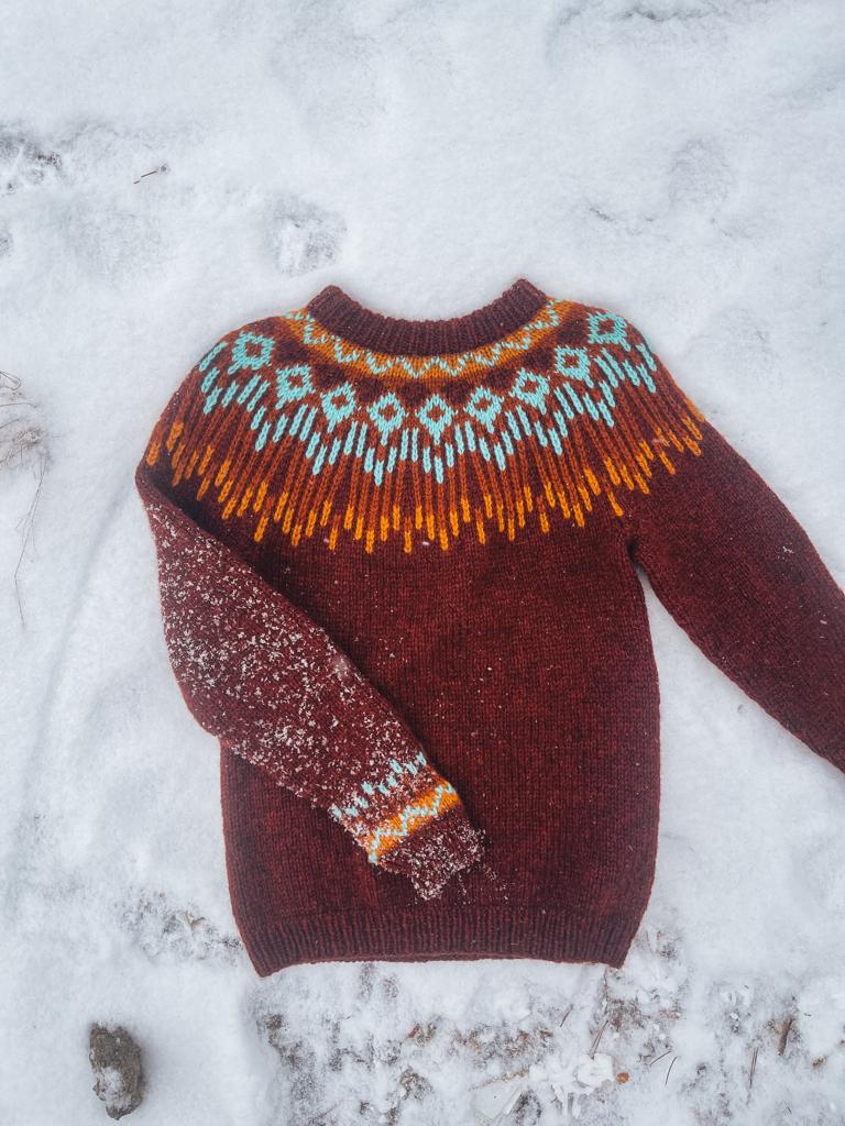 Hopi Polar knitting pattern by Linka Neumann