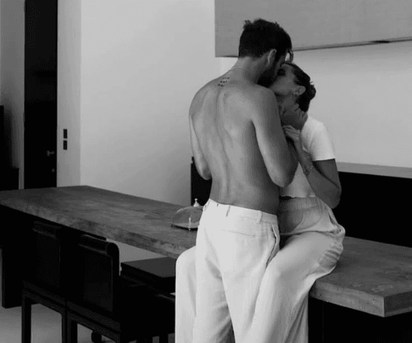 Here comes the alt text