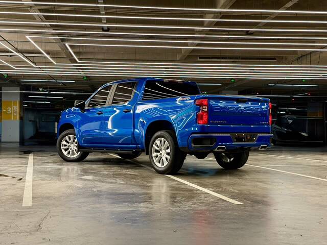 Chevrolet Silverado 5.3 V8 Custom Doble Cabina 4X4 At