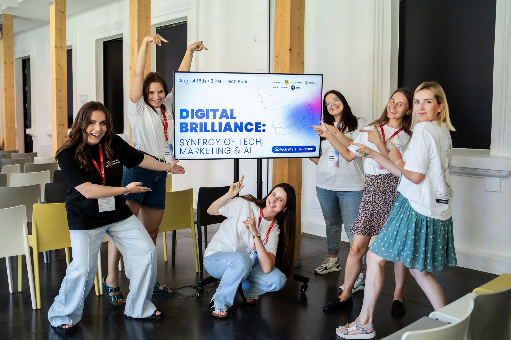 Linkedist team - Digital Brilliance