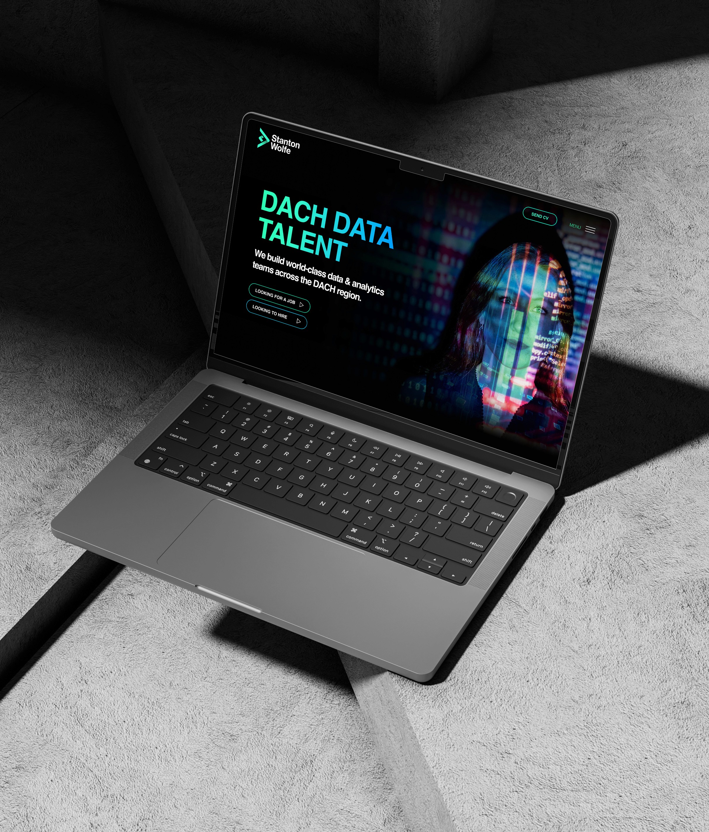 Tablet in hand where the wireframe is displayed