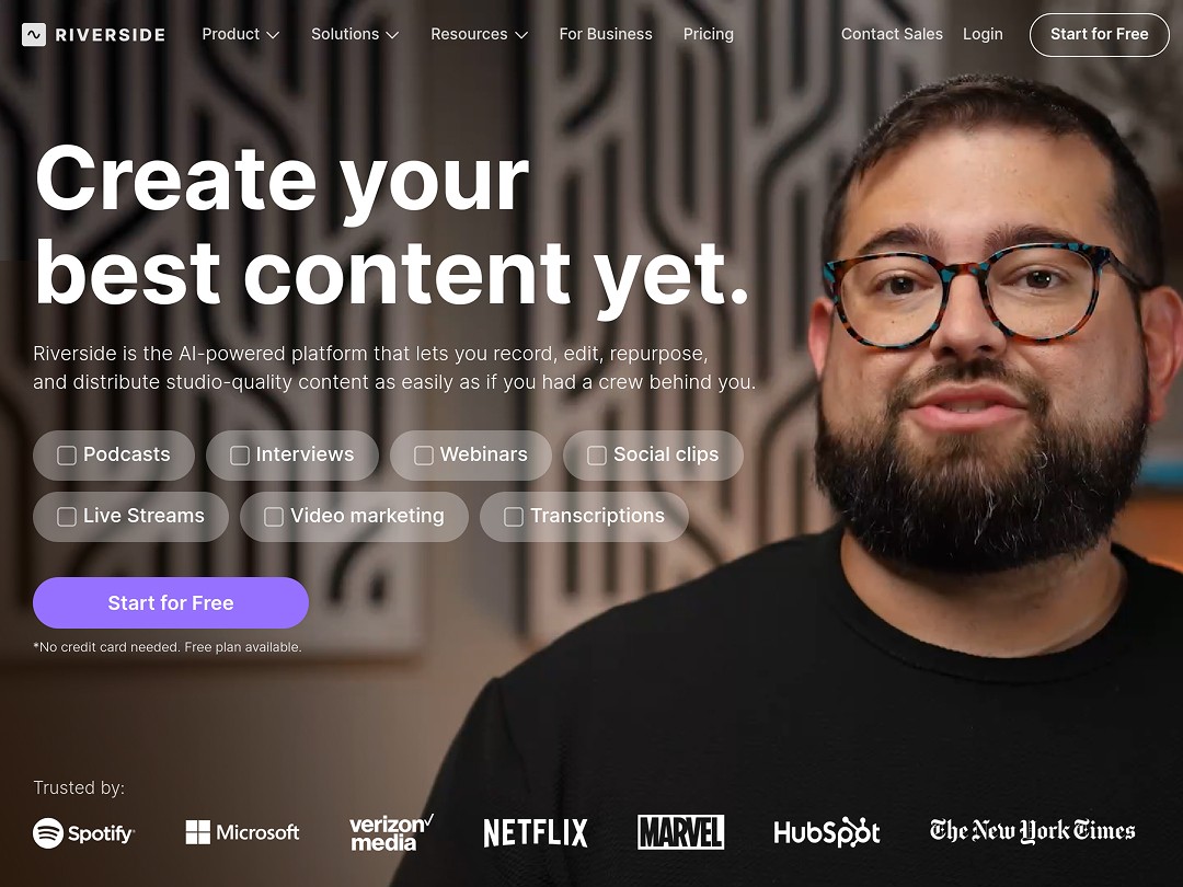 Man with glasses beside text about creating high-quality content on Riverside.