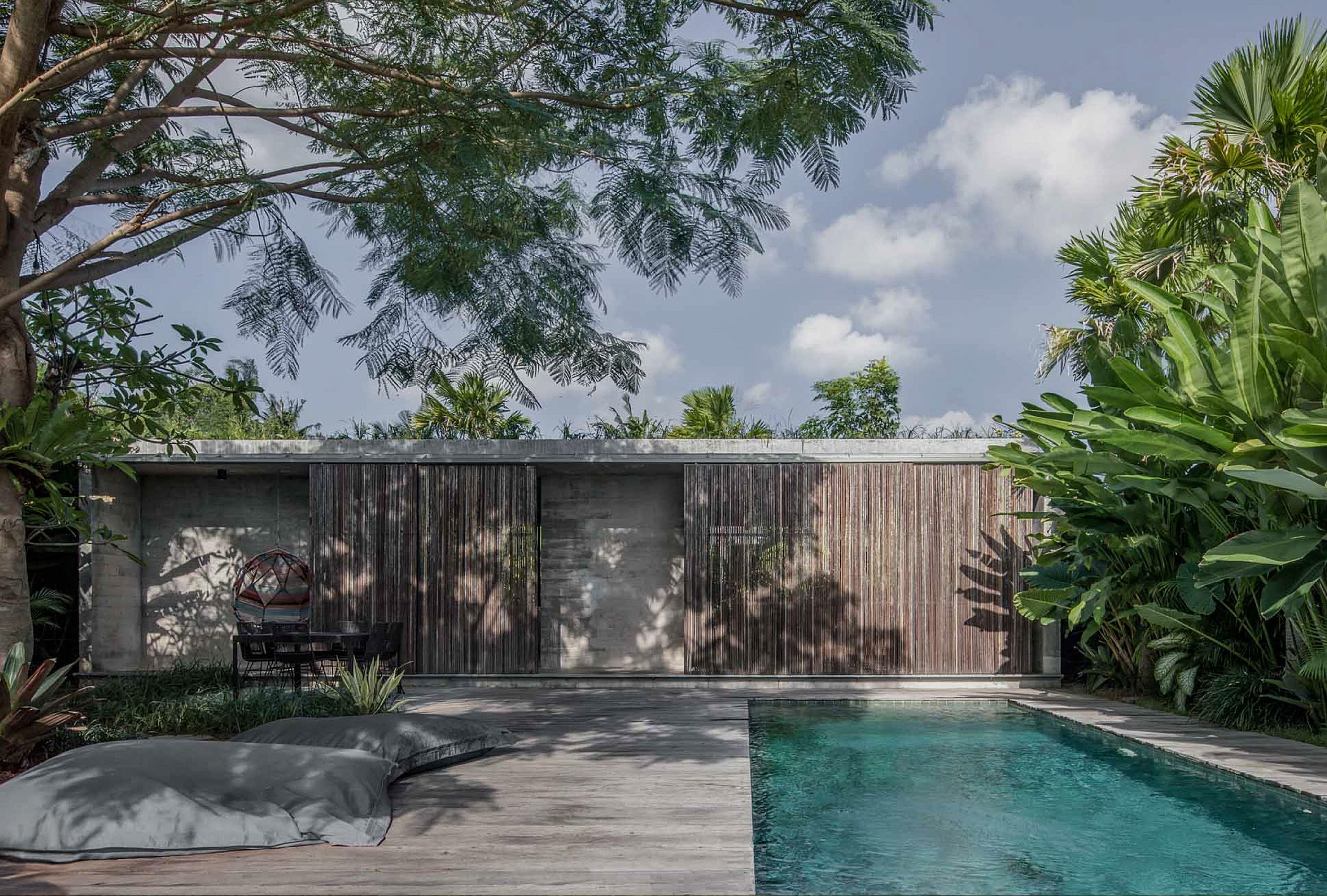 Architektonische Darstellung des Desa Pura Wohnprojekts auf Bali, eingebettet in die natürliche Umgebung.