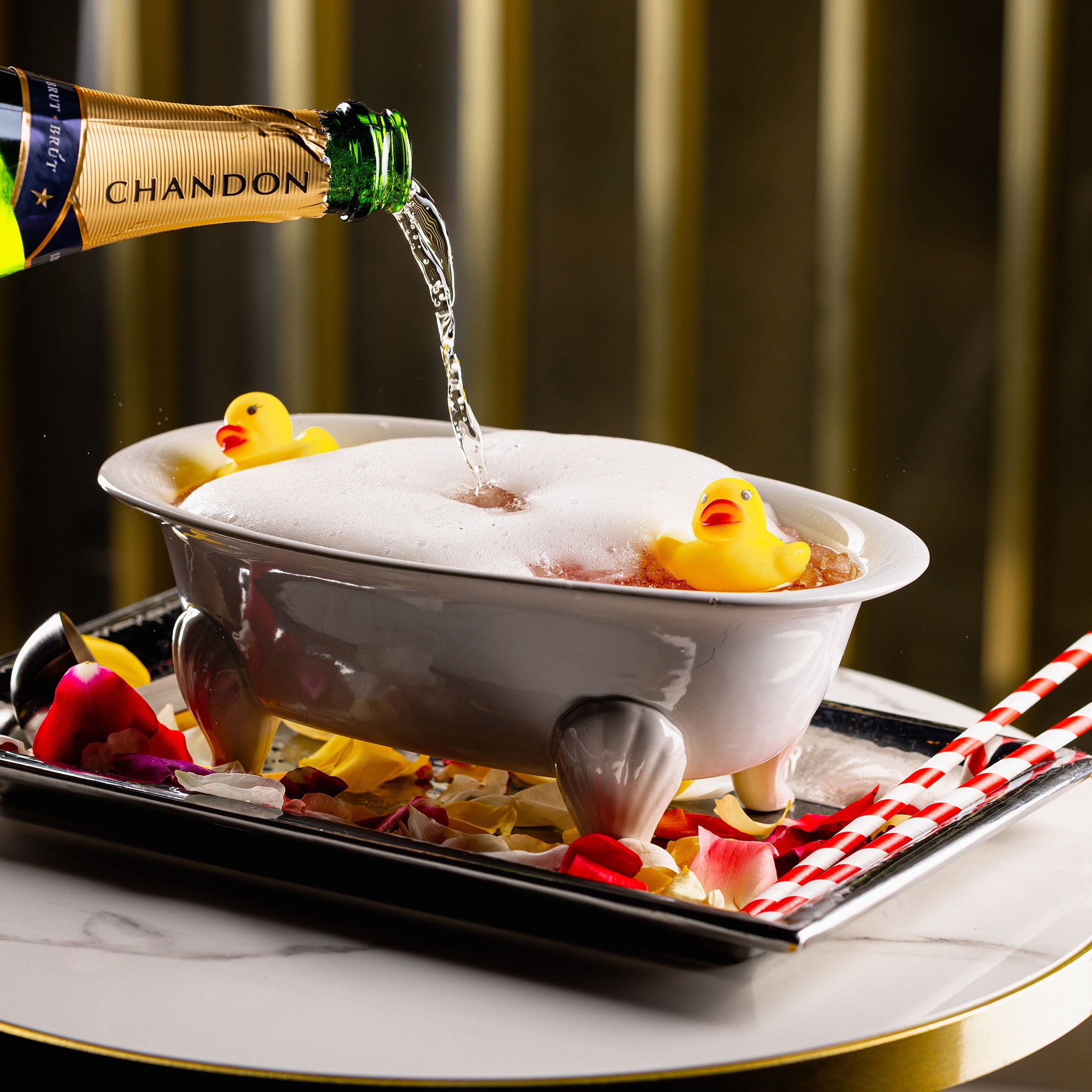 Gatsby's Champagne Bubble Bath cocktail