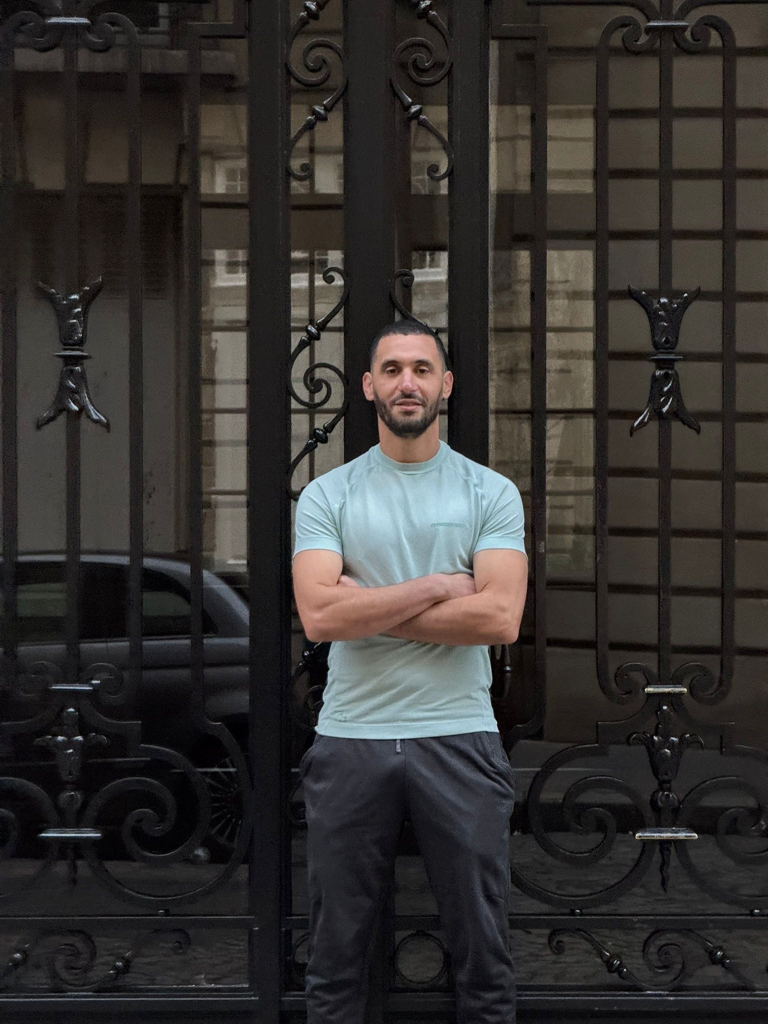 Concetrated triathlete grayscale