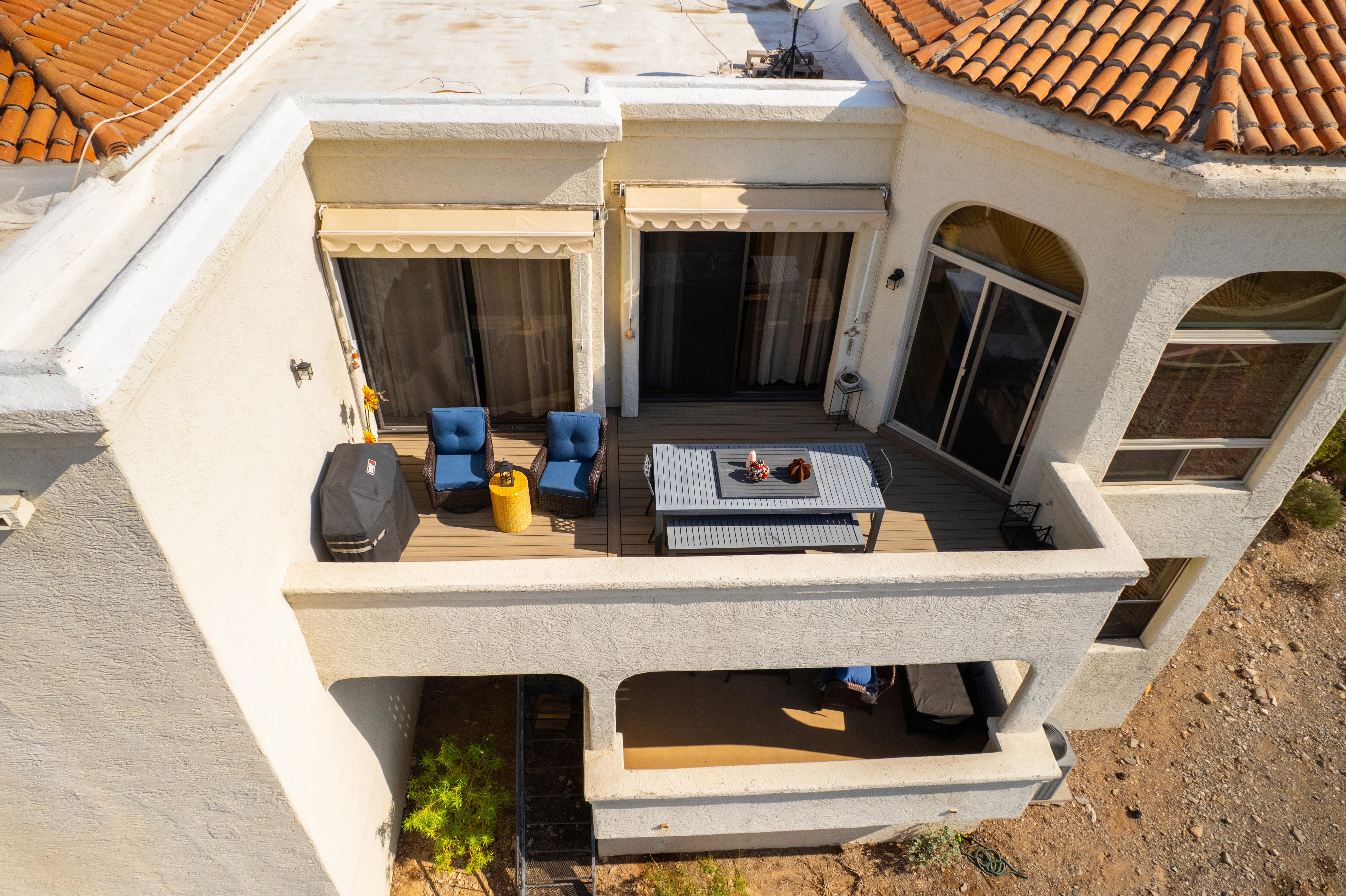 HBC Desks – Balcony Renewal with Trex Enhance decking