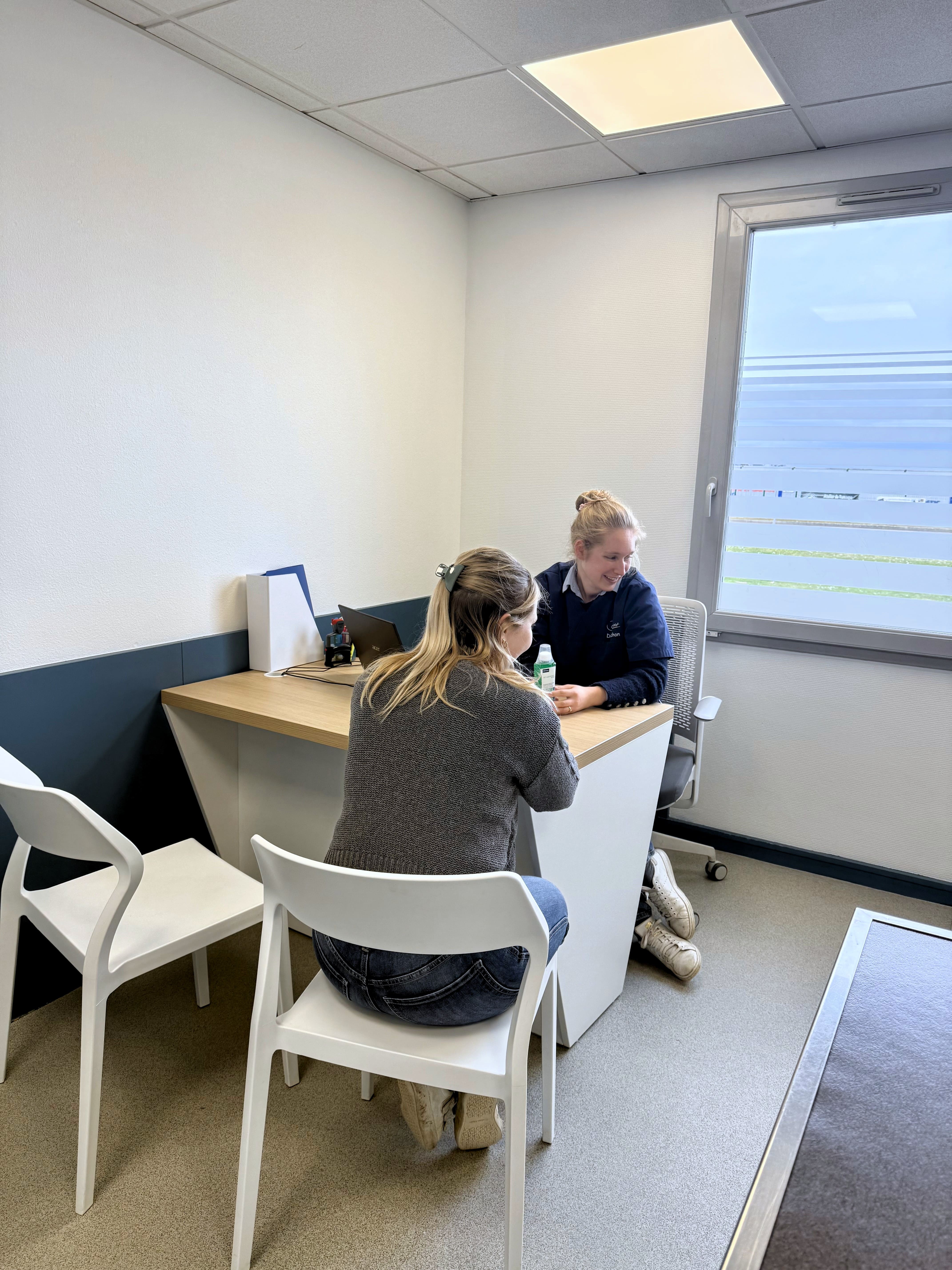 Vétérinaire en consultation