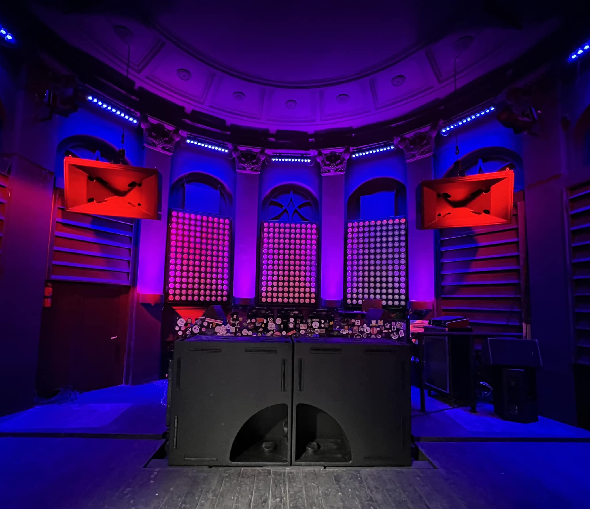 Mtkvarze riverside terrace