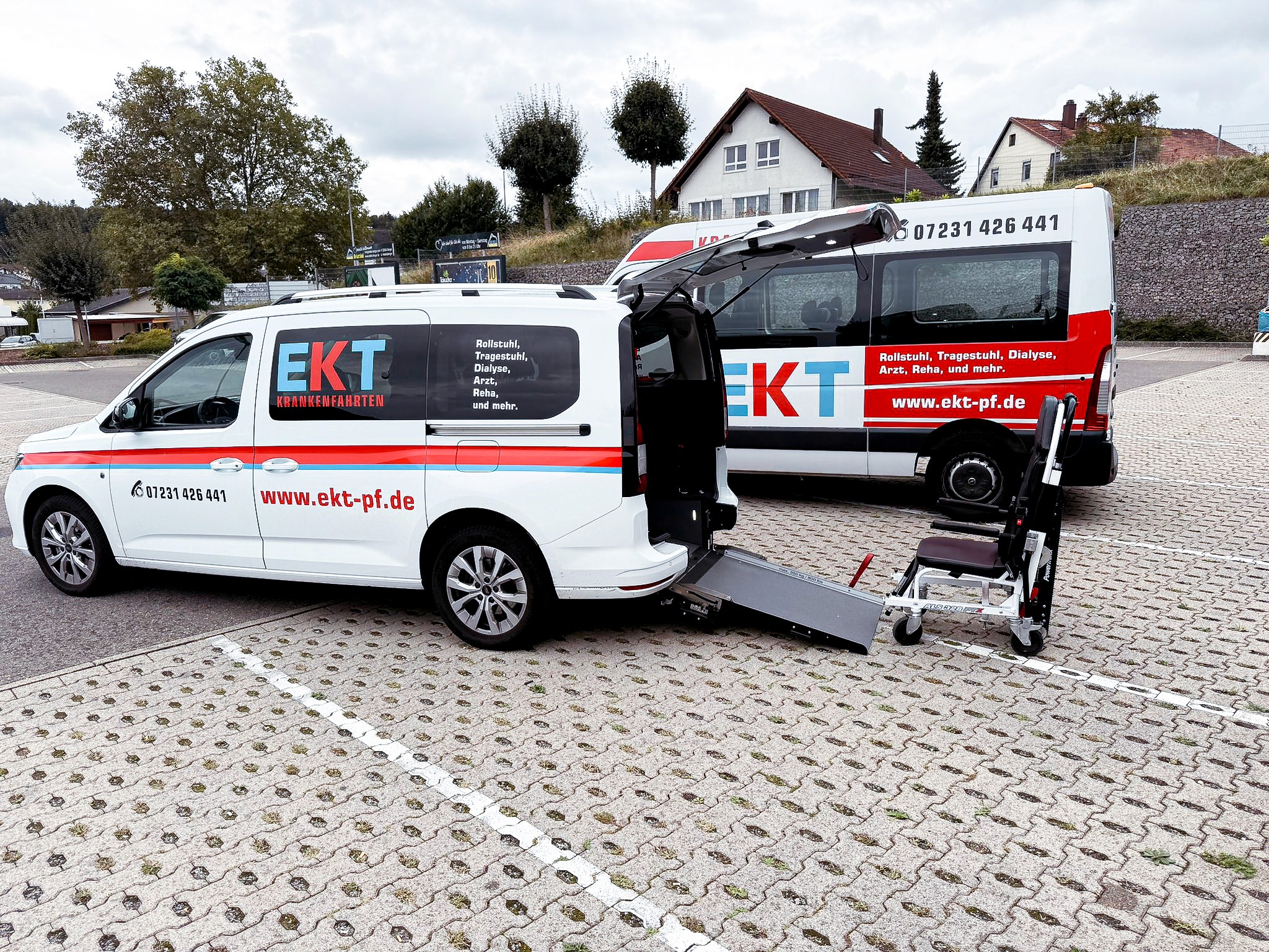 Ford Tourneo für Rollstuhlfahrten bei EKT Krankenfahrten, barrierefrei ausgestattet