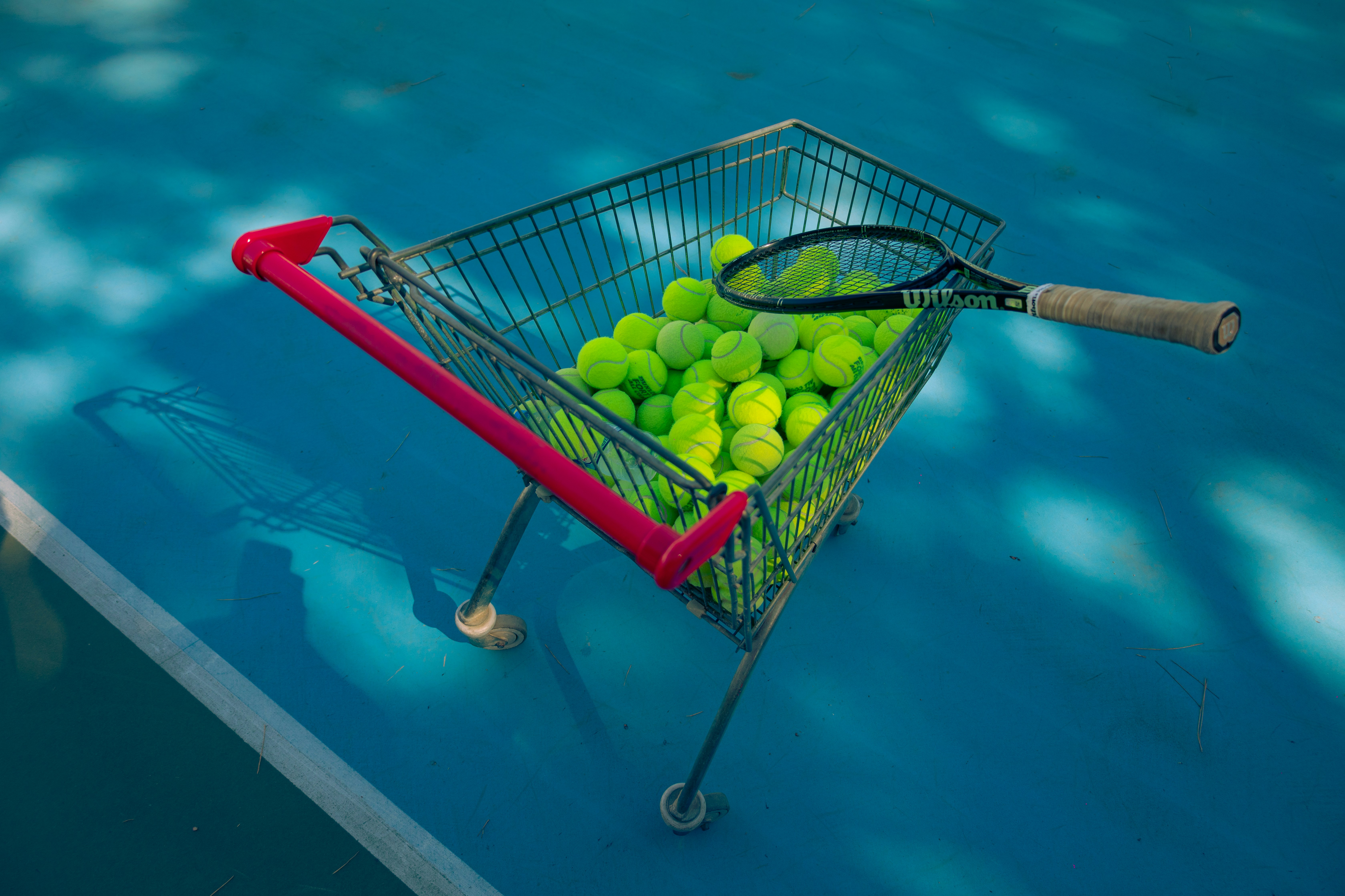 Tennis cart