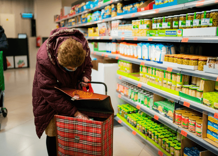 10 Smart Ways to Save Money on Groceries in Amsterdam